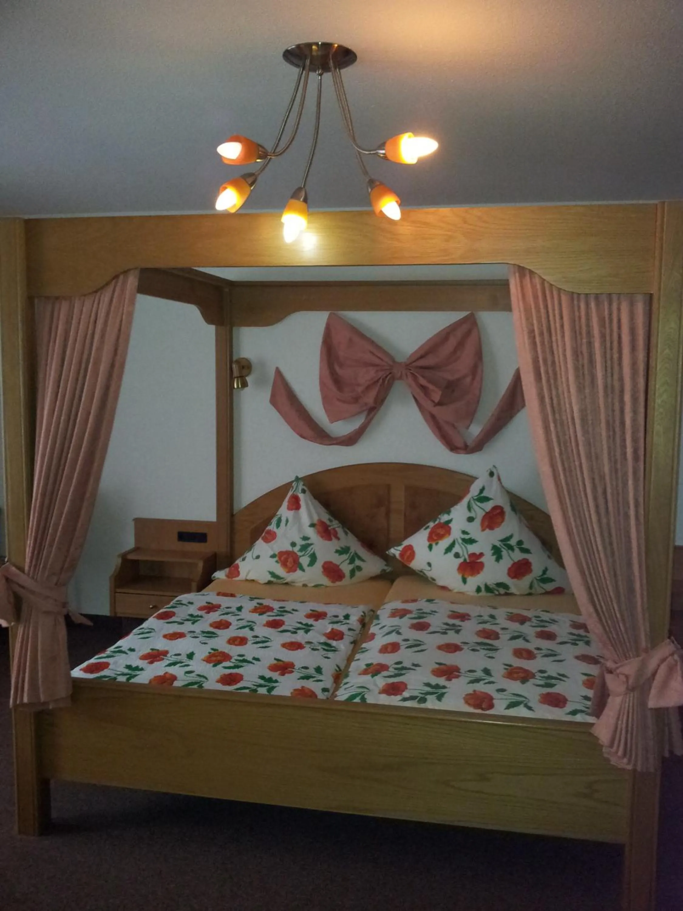 Bed in Moselhotel Waldeck