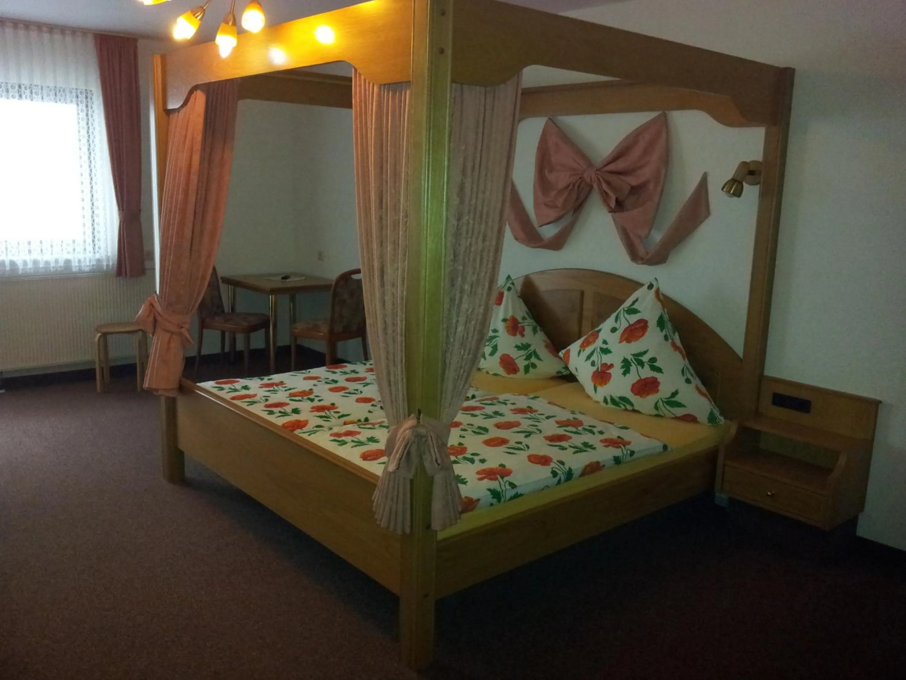 Bed in Moselhotel Waldeck