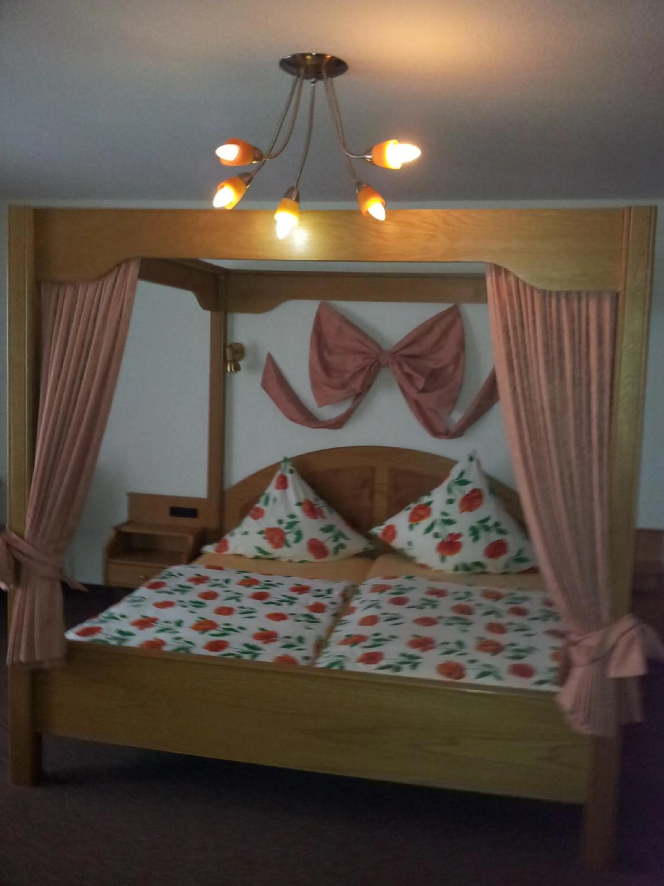 Bed in Moselhotel Waldeck