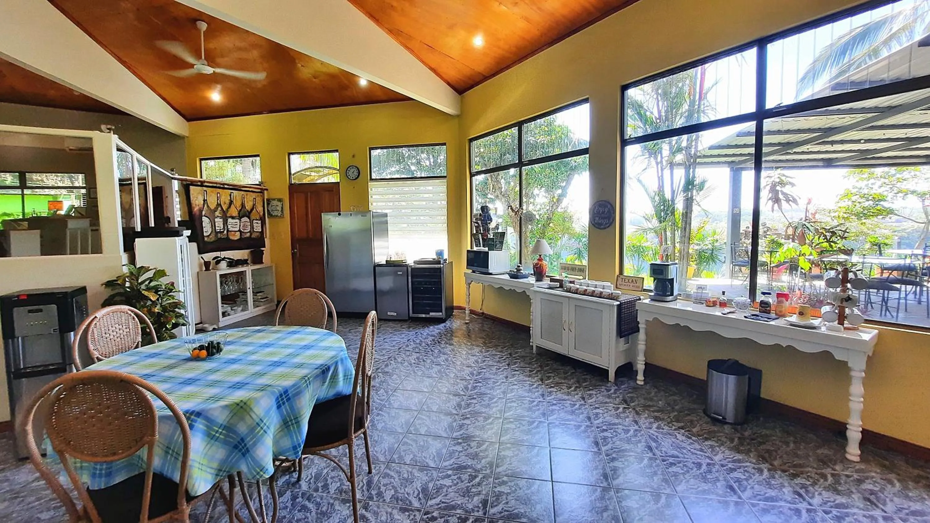 Property building in Vista Canyon Inn