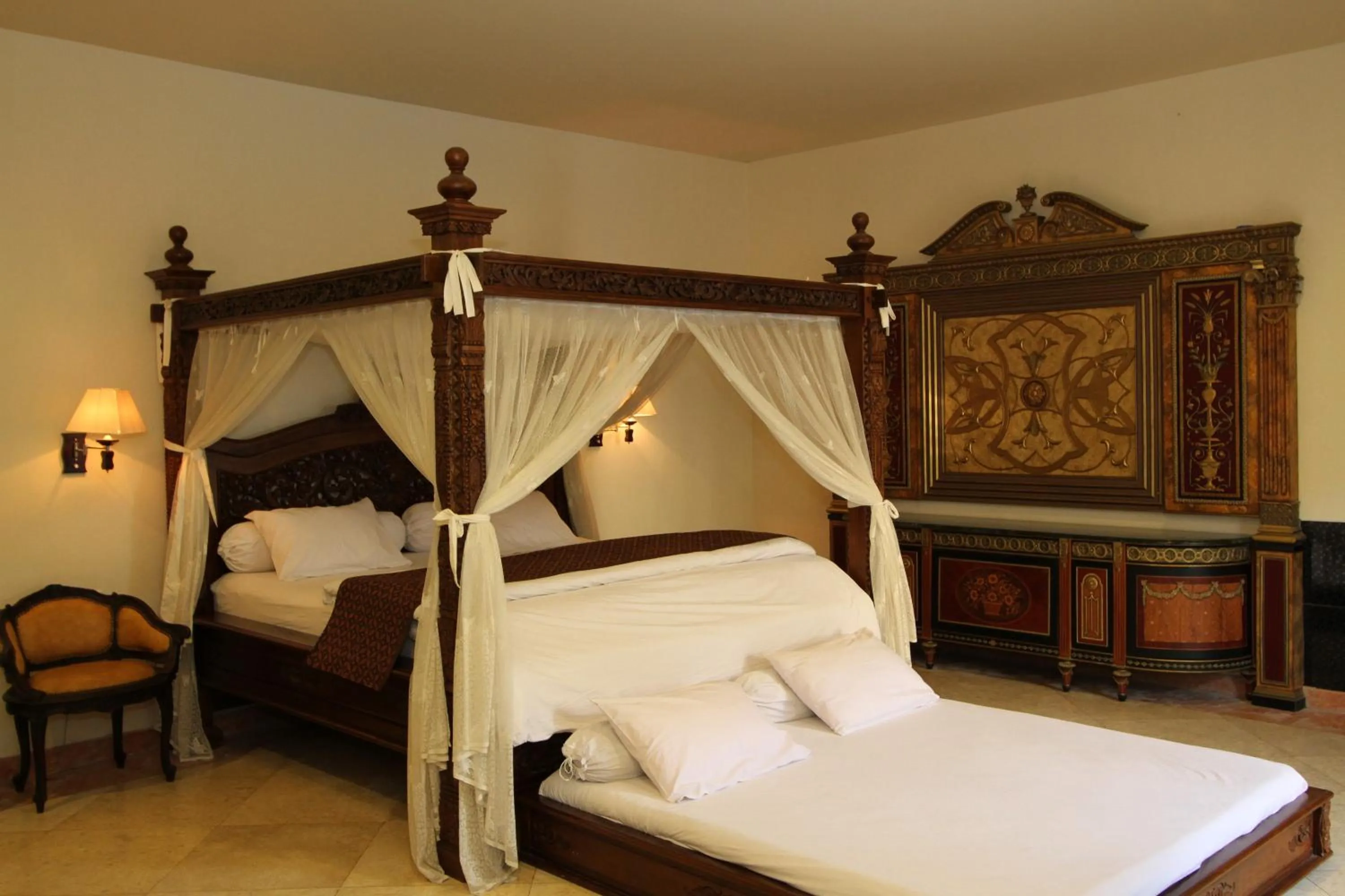 Bedroom, Bed in griya desa hotel & pool