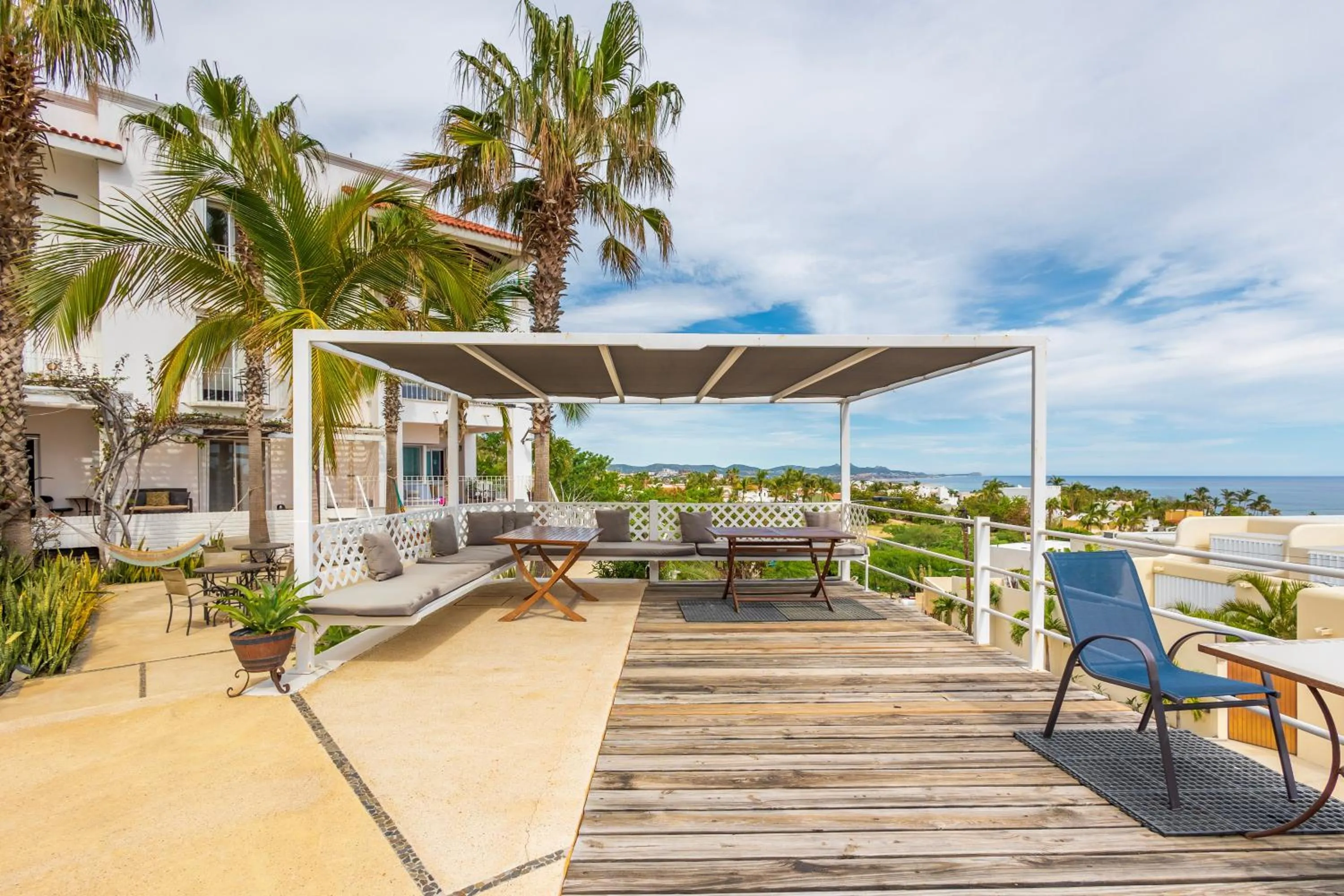 Property building in MariaMar Suites