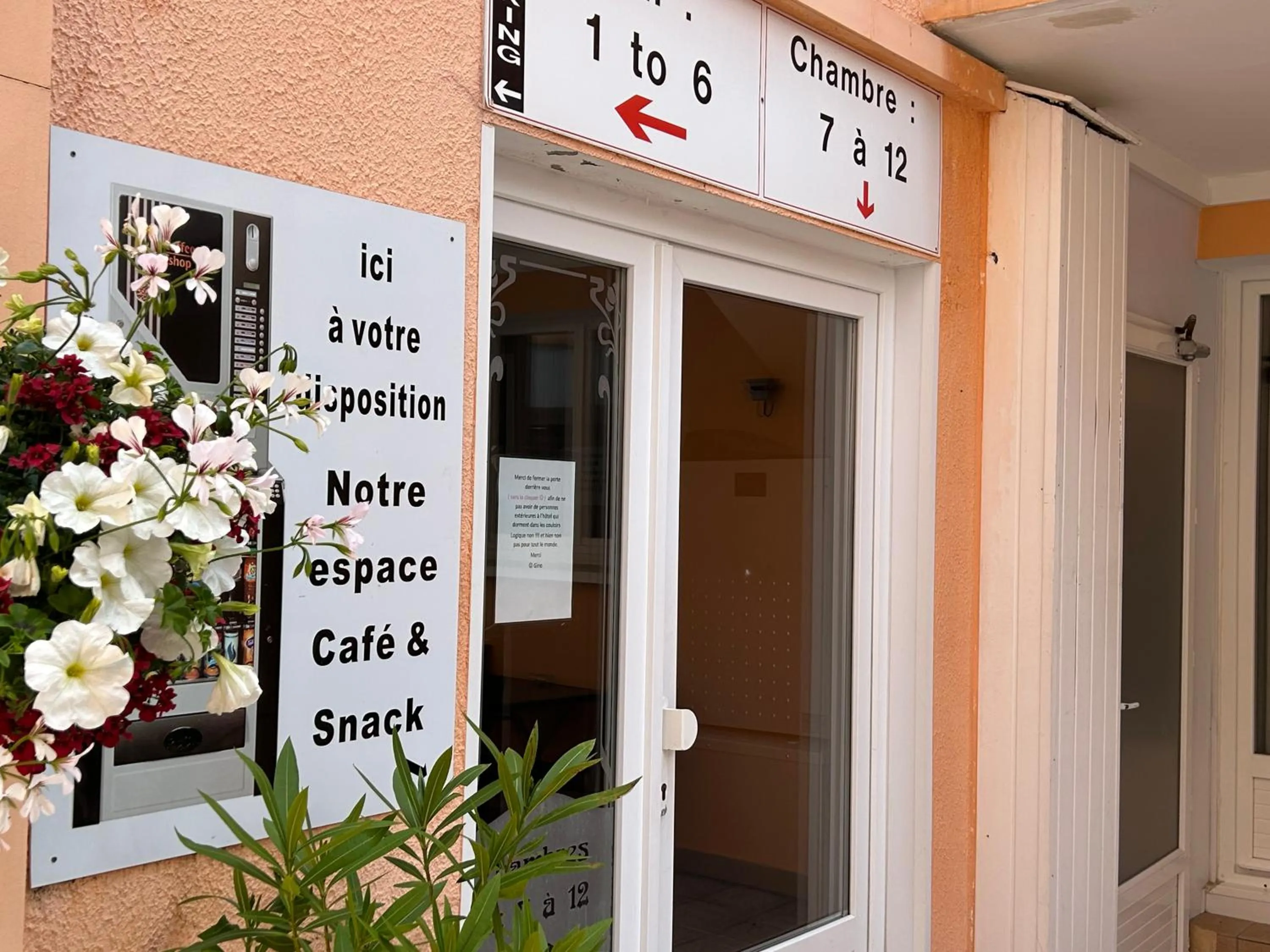 Logo/Certificate/Sign in Hôtel et Appart 'hôtel Chez Gino ETAPLES-Le Touquet
