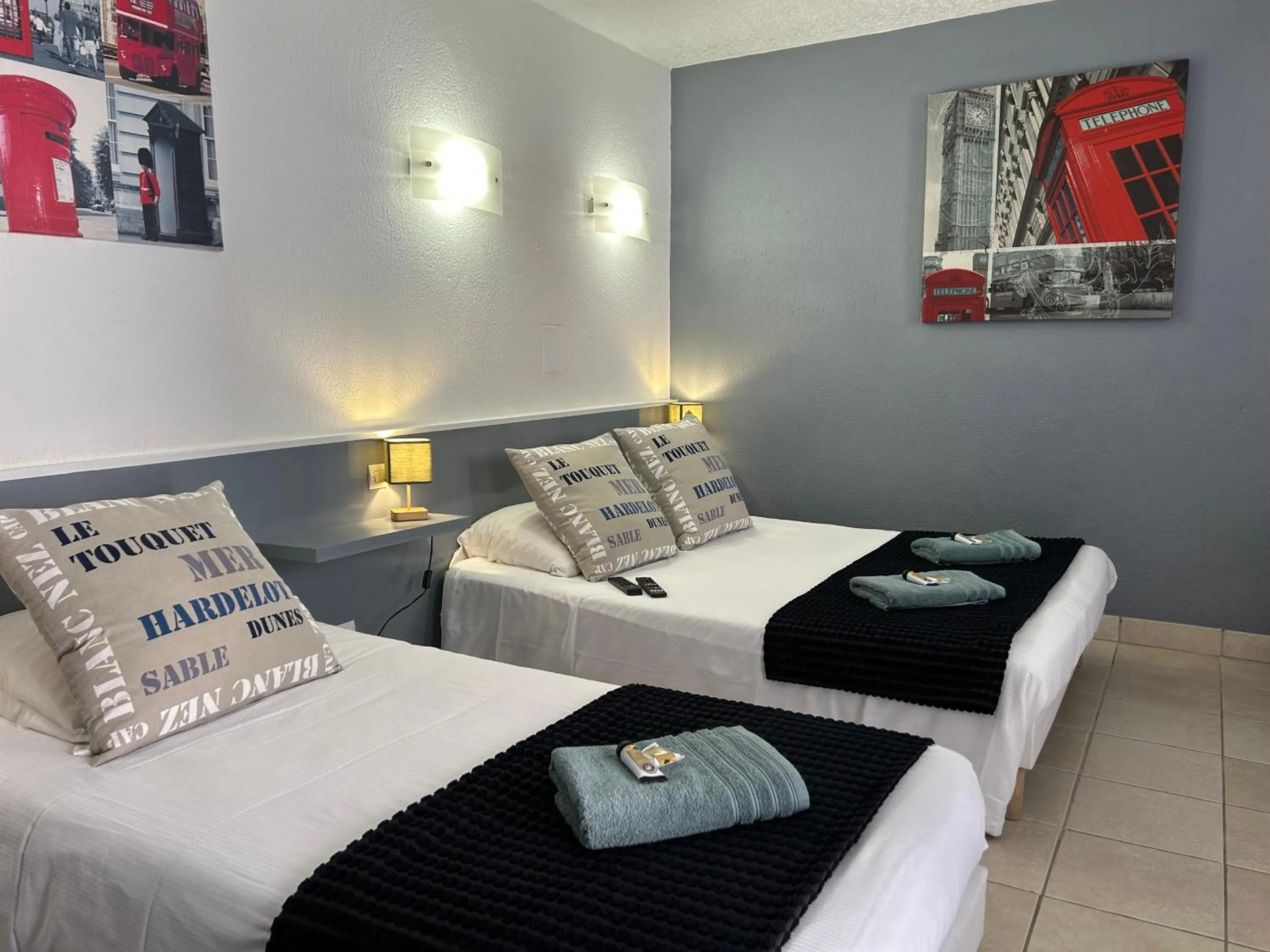 Bed in Hôtel et Appart 'hôtel Chez Gino ETAPLES-Le Touquet