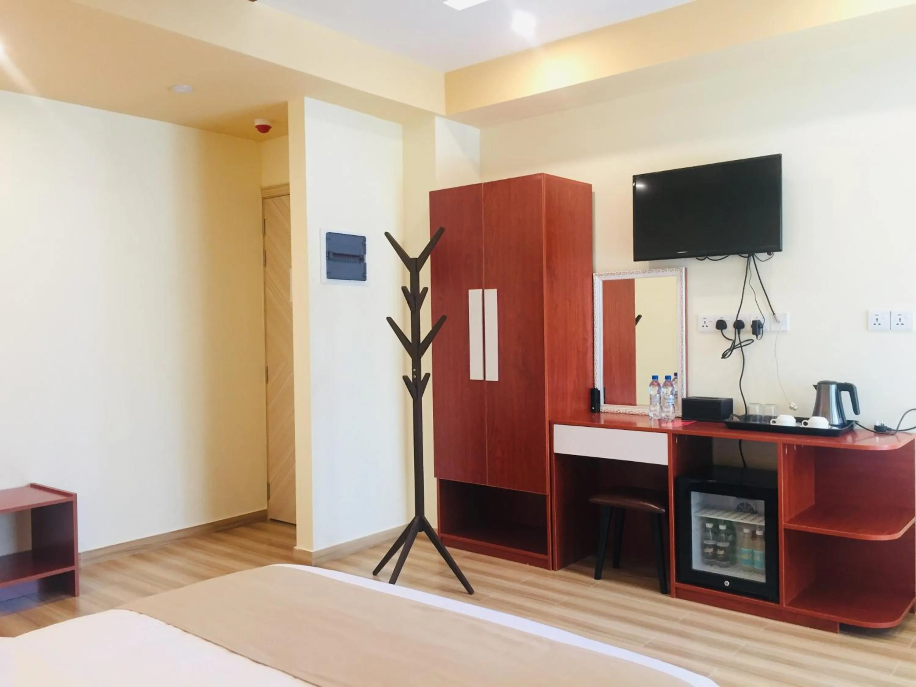 TV and multimedia, Bed in Rosemary Boutique