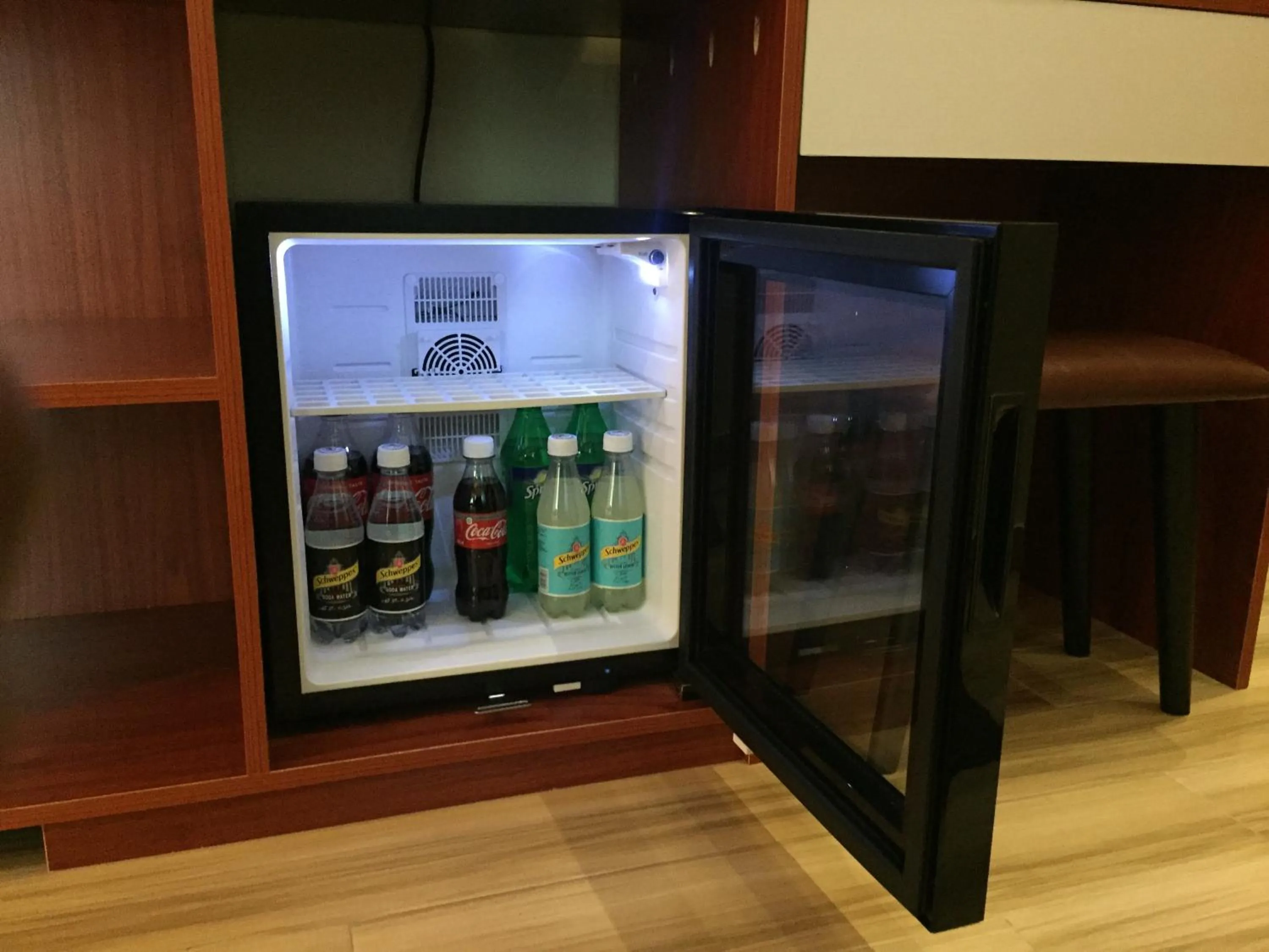 Drinks in Rosemary Boutique