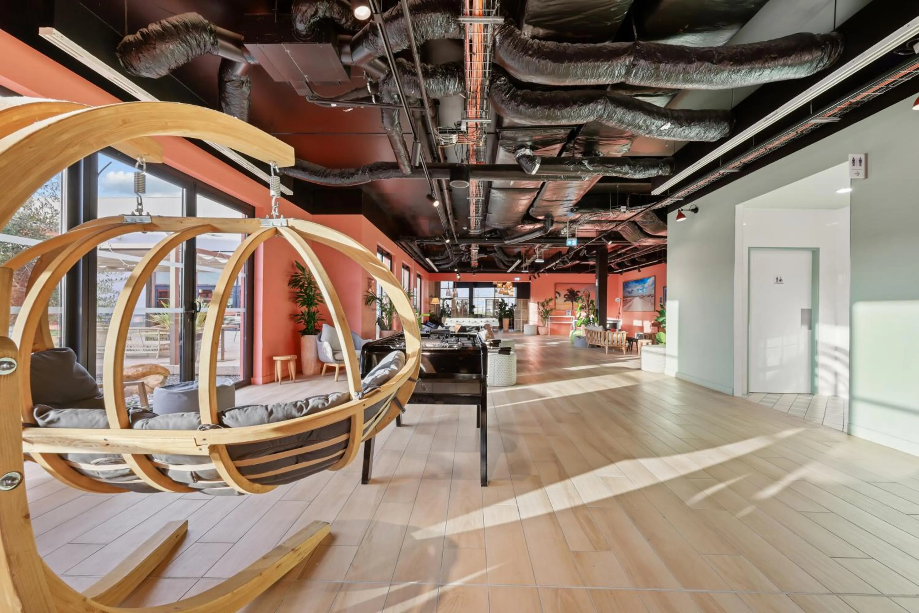 Area and facilities in Mercure Paris Orly Airport