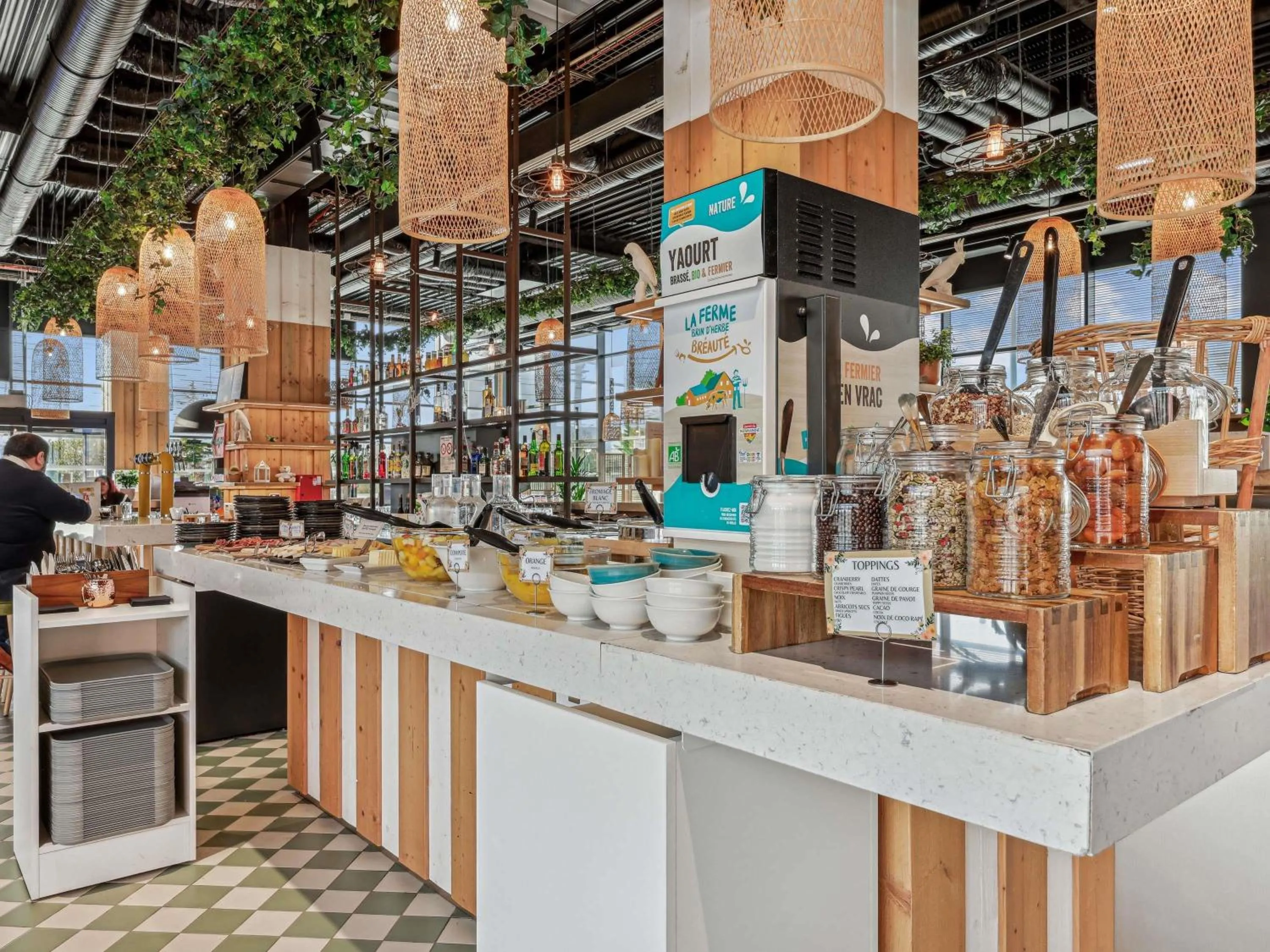 Breakfast in Mercure Paris Orly Airport