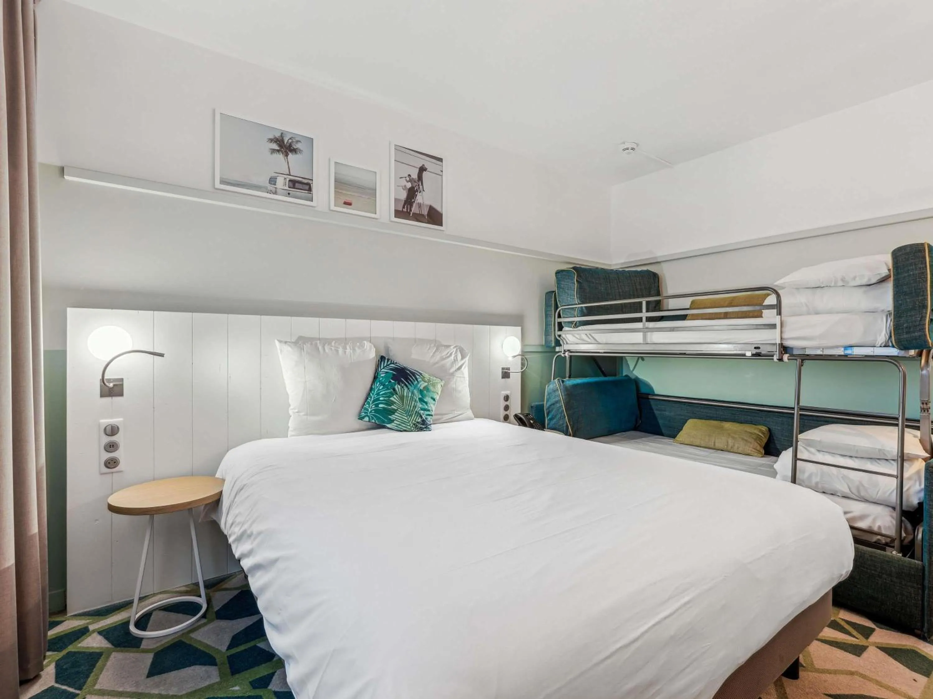 Bedroom, Bed in Mercure Paris Orly Airport