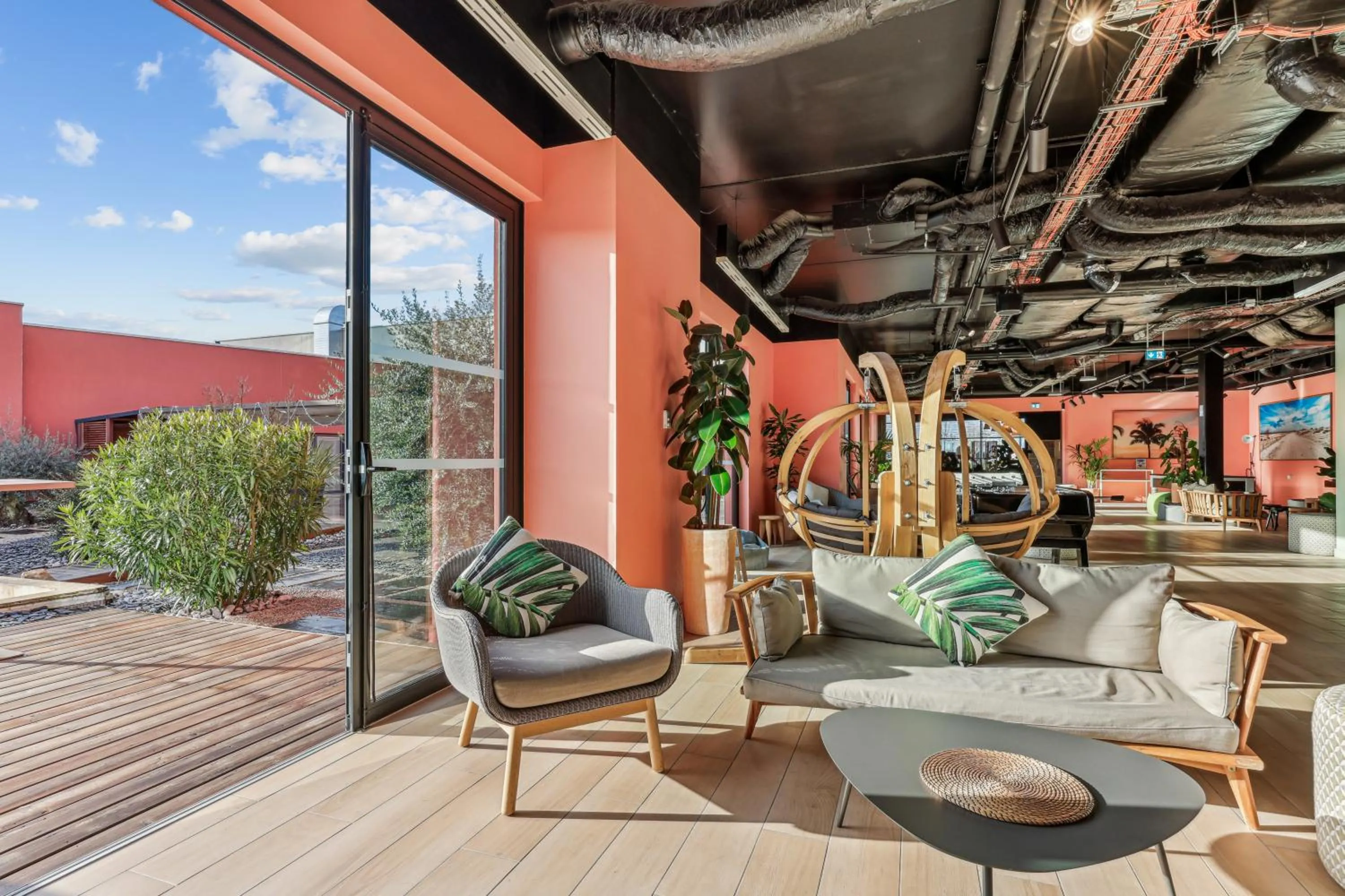 Seating area in Mercure Paris Orly Airport