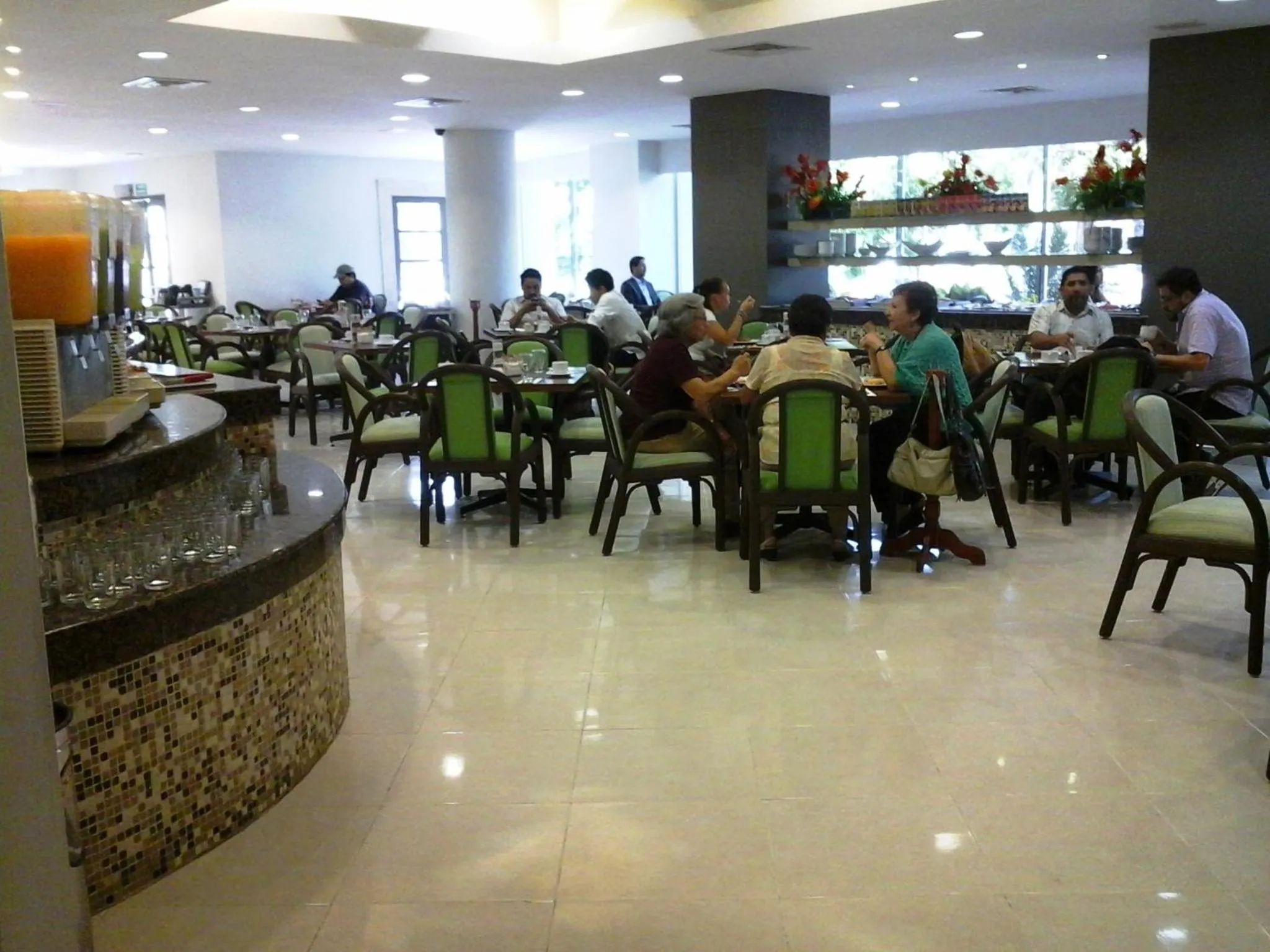 Day in Hotel El Conquistador del Paseo de Montejo