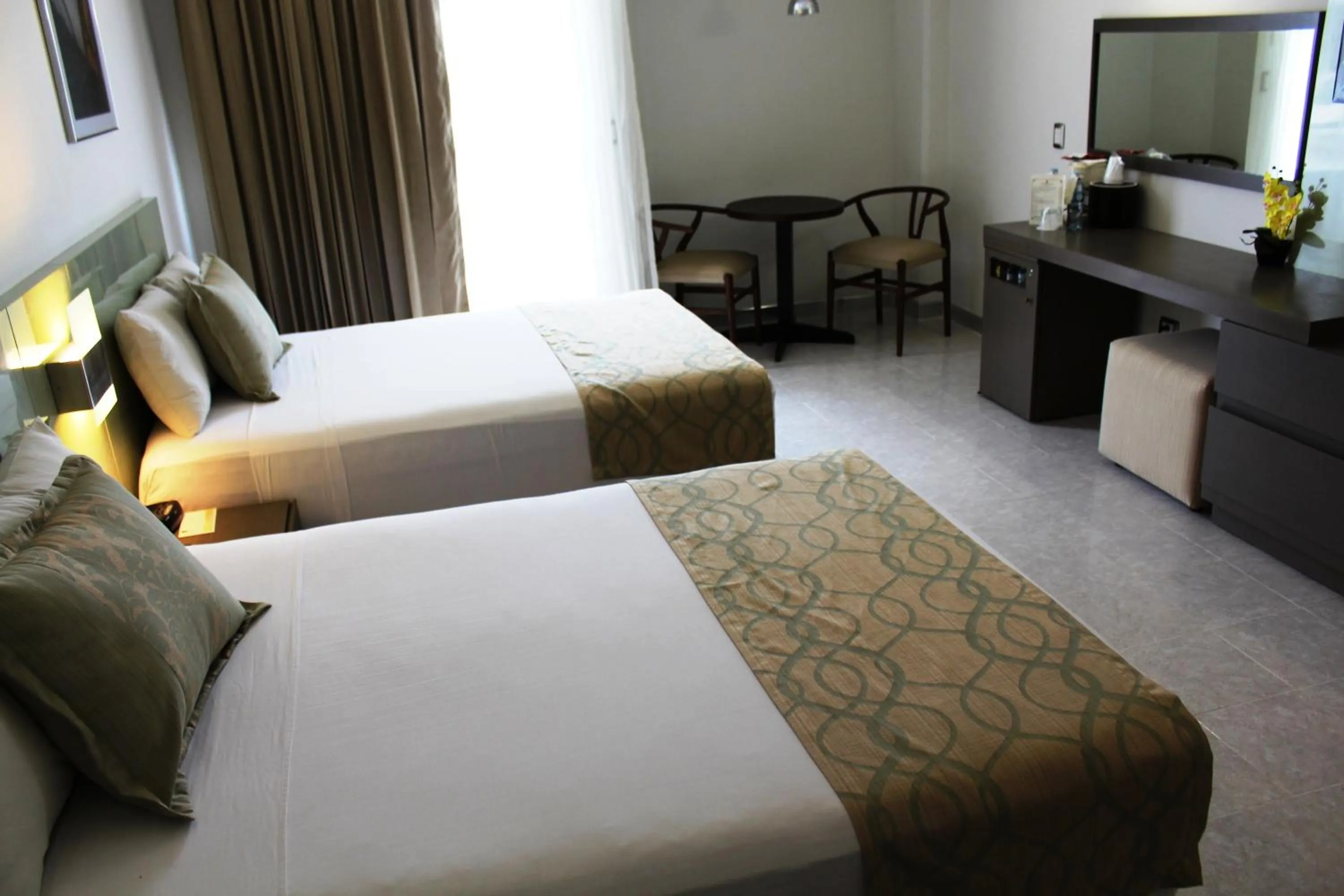 Day, Bed in Hotel El Conquistador del Paseo de Montejo