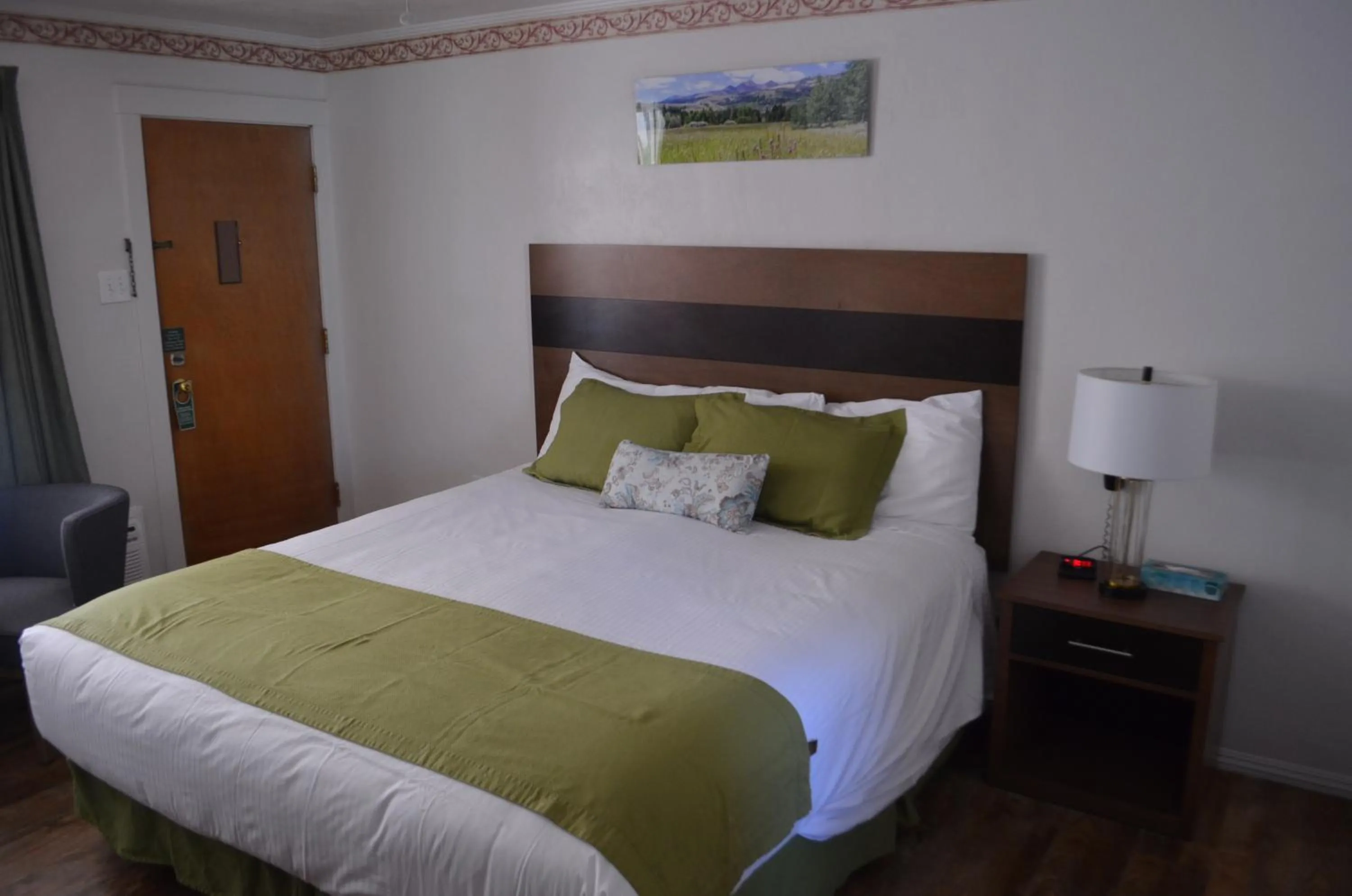 Bed in Silver Maple Inn