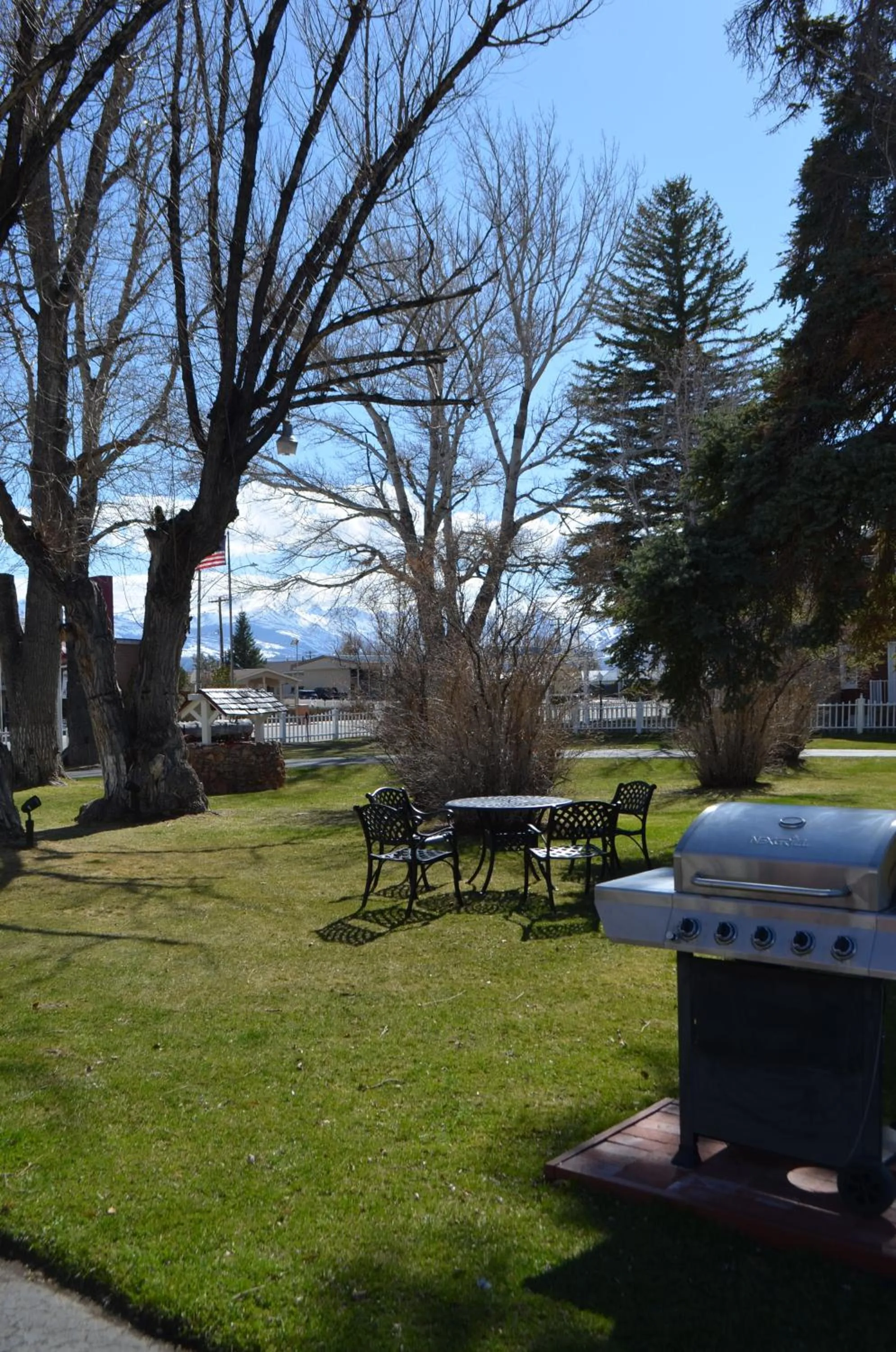 BBQ facilities in Silver Maple Inn