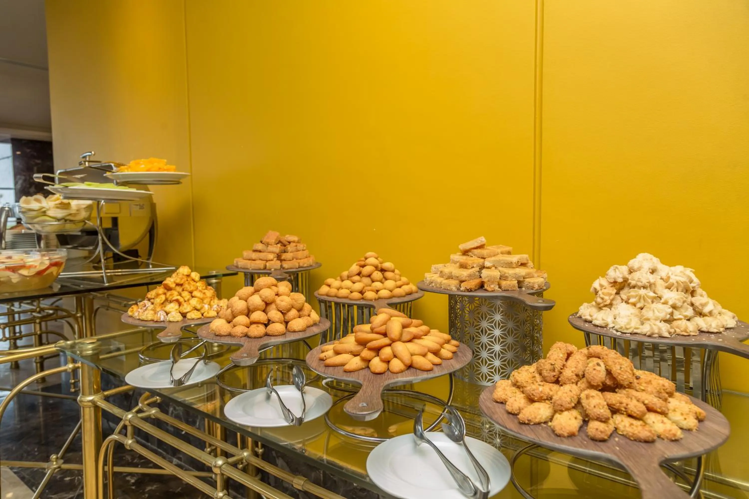 Breakfast in Porto Said Hotel & Spa