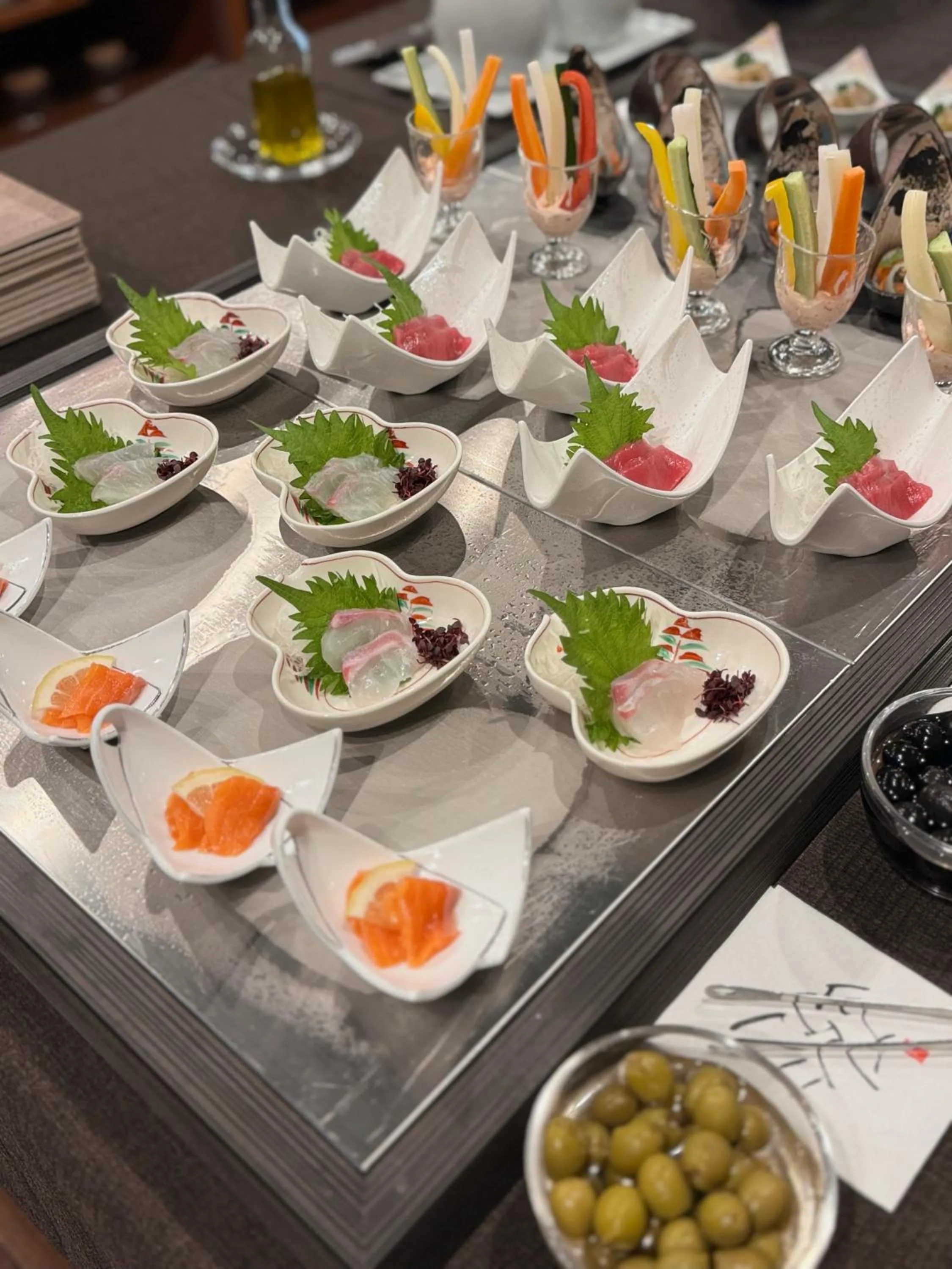 Food and drinks in Rakuyu