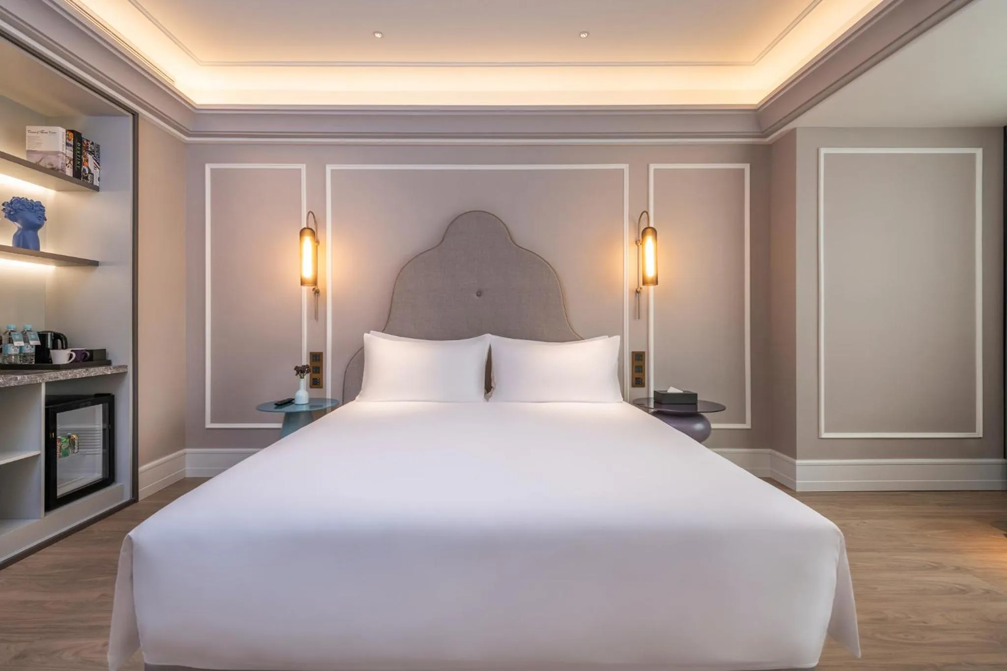 Decorative detail, Bed in Mercure Shanghai Hongqiao Central