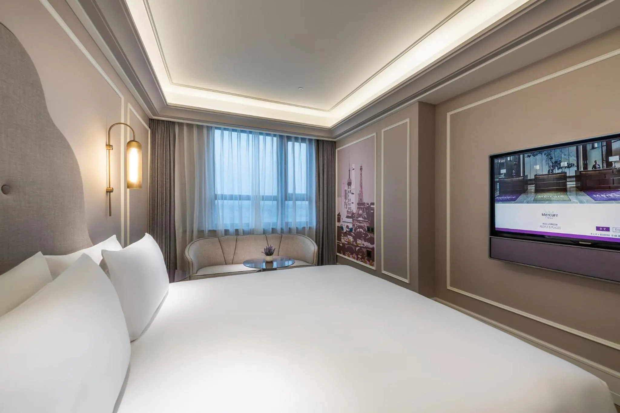 Decorative detail, Bed in Mercure Shanghai Hongqiao Central