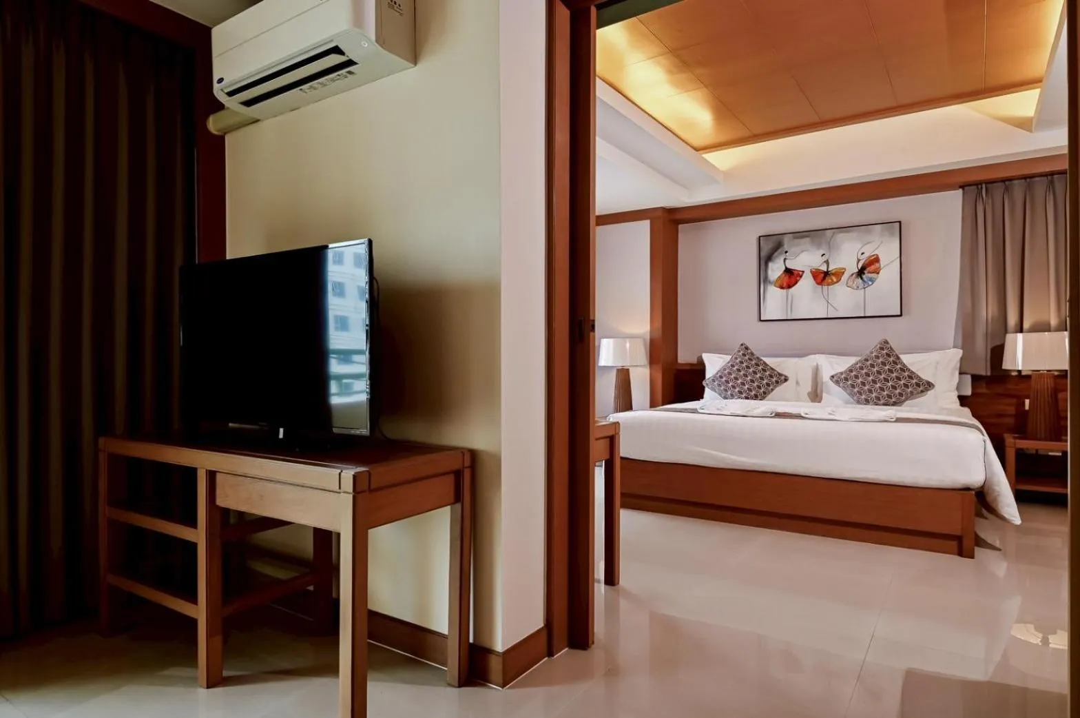 Communal lounge/ TV room, Bed in Green Residence Ayutthaya - SHA Certified