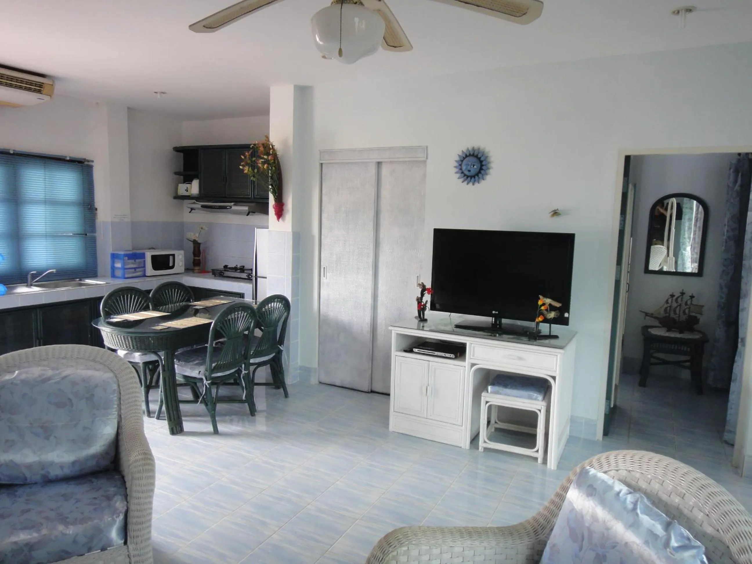 Patong Sunbeach Mansion