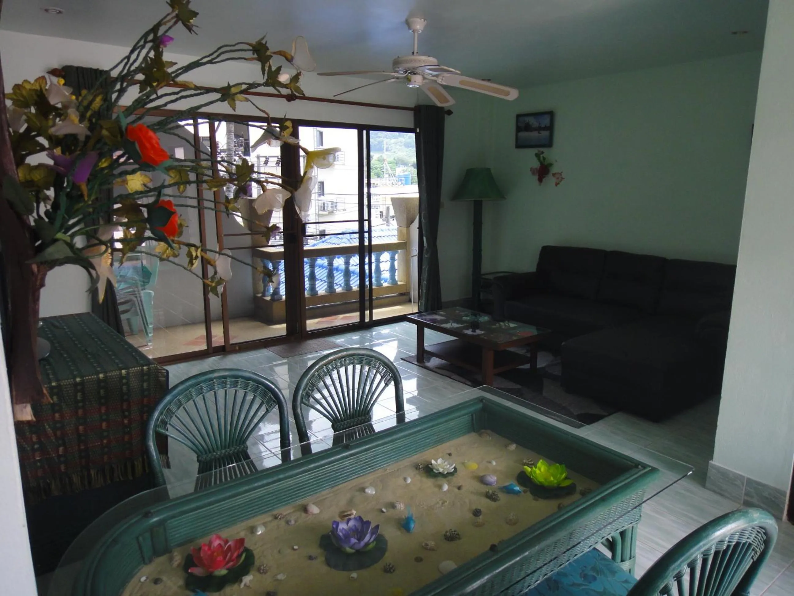 Patong Sunbeach Mansion