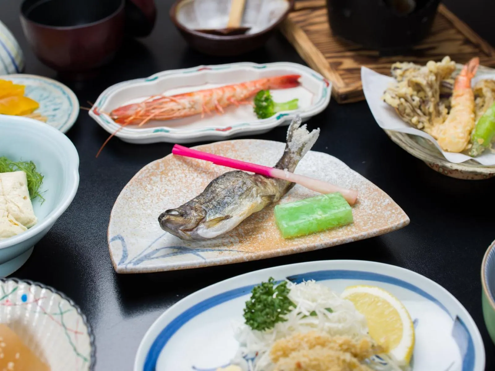 Food and drinks in Nikko Sansui