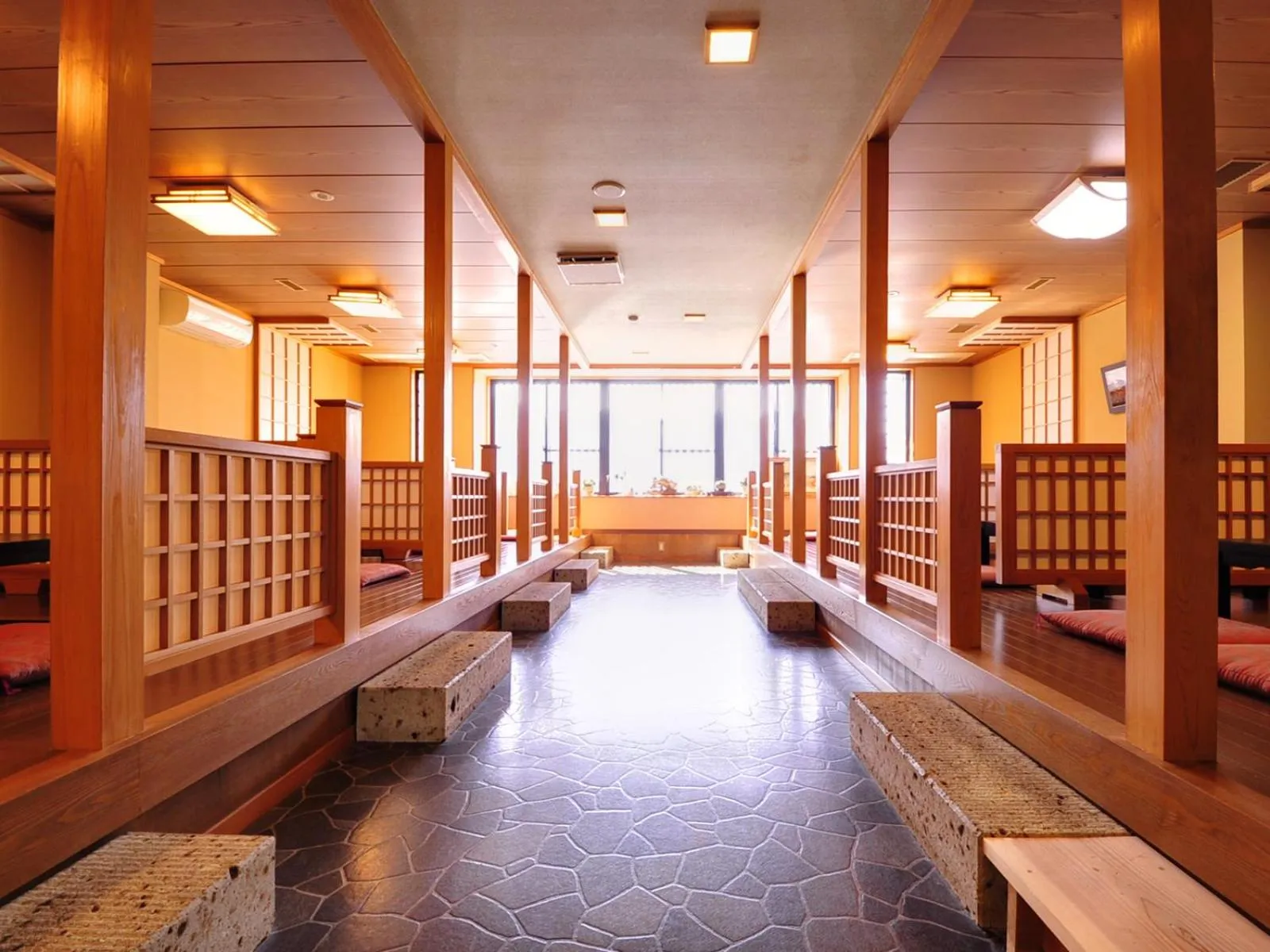 Restaurant/places to eat in Nikko Sansui