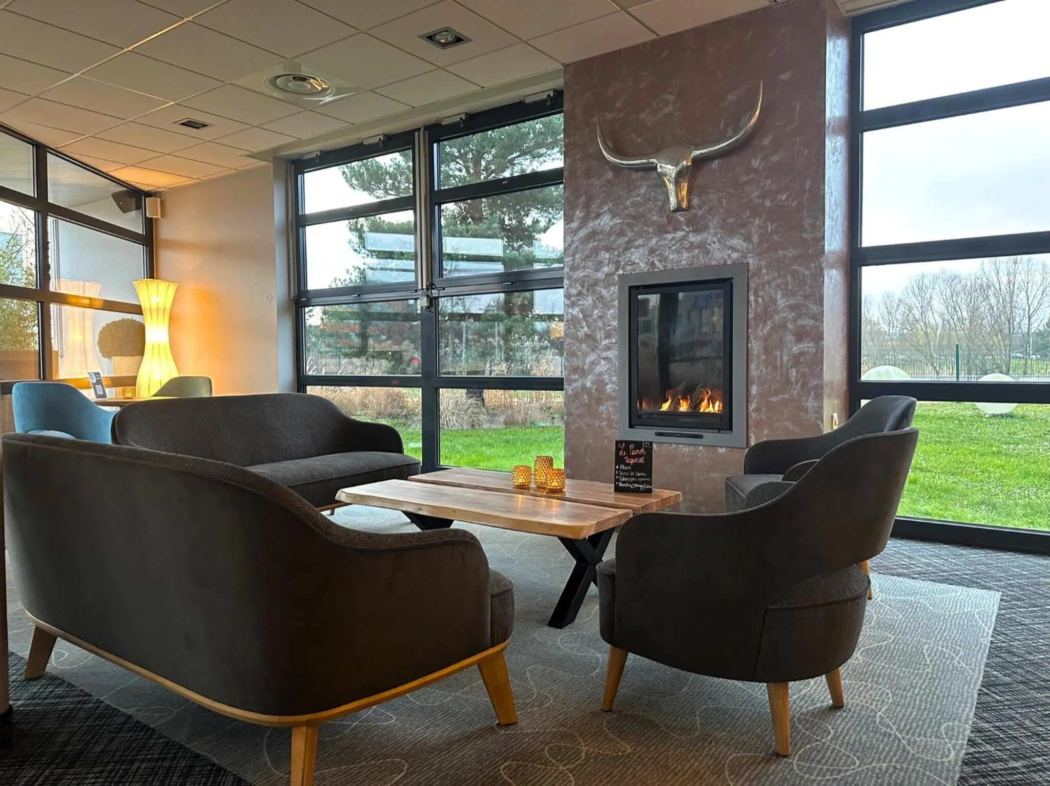 Lounge or bar in Holiday Inn - Strasbourg - Nord by IHG