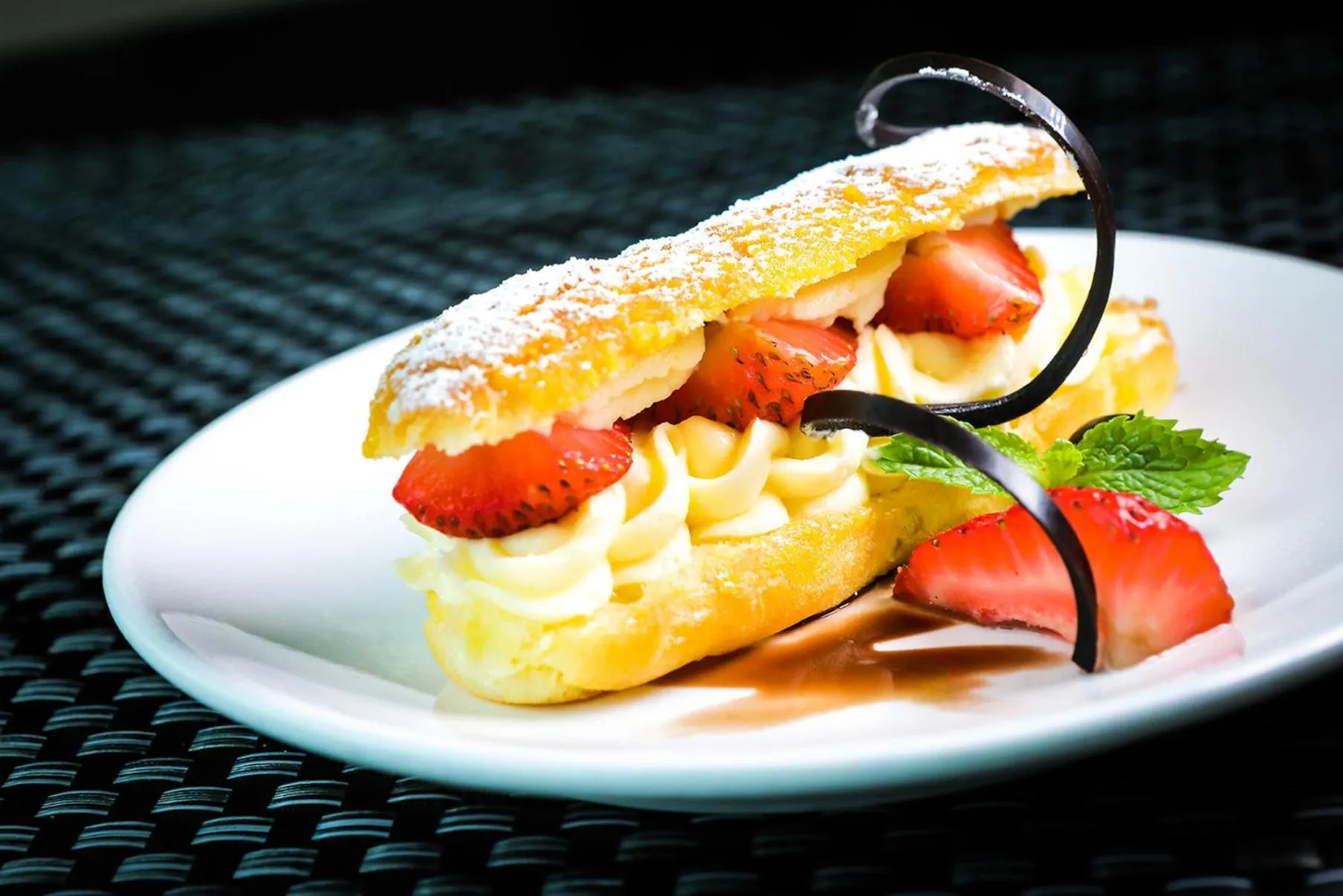 Bedroom in Crowne Plaza Zhenjiang by IHG