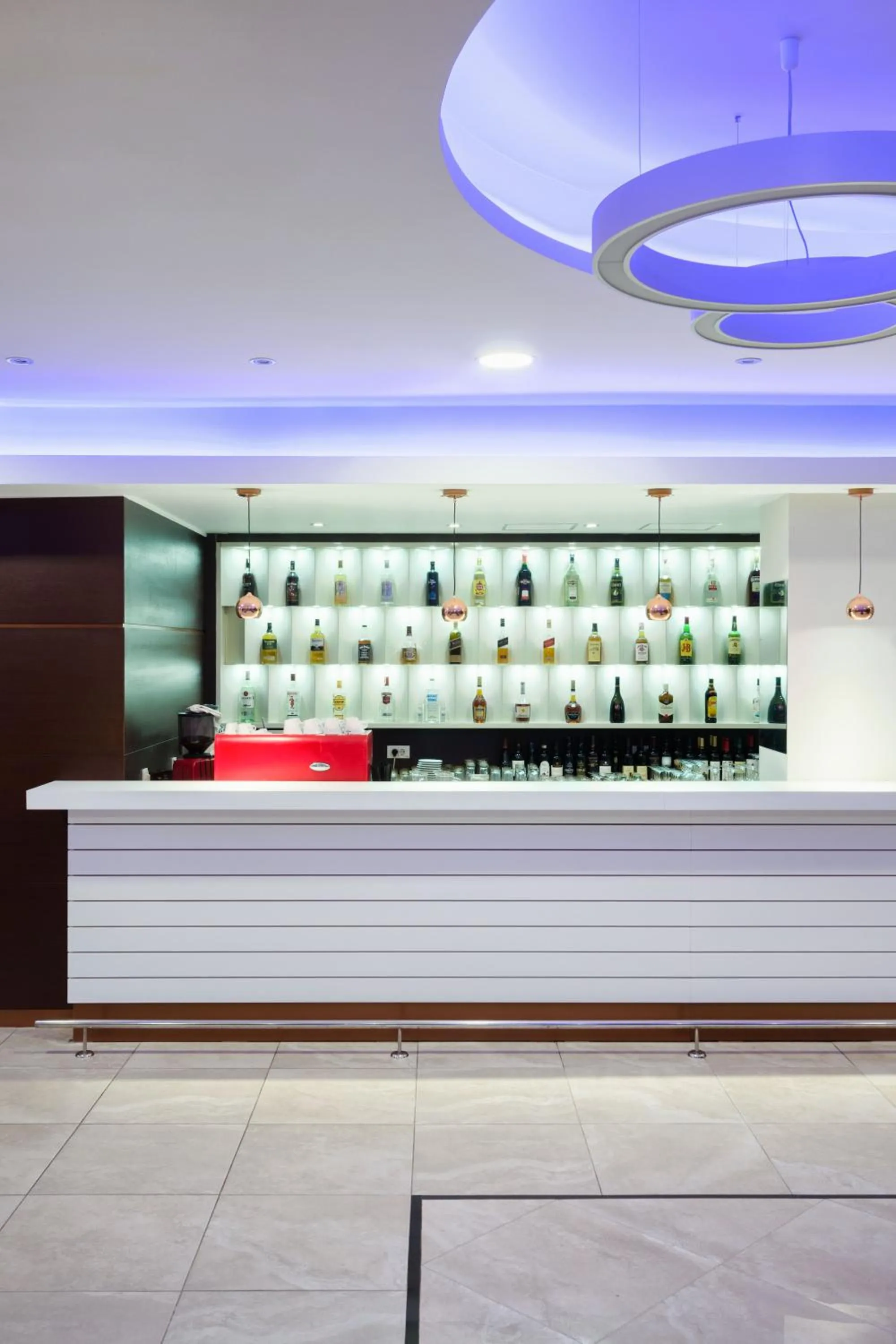 Lounge or bar in New City Hotel & Restaurant Niš