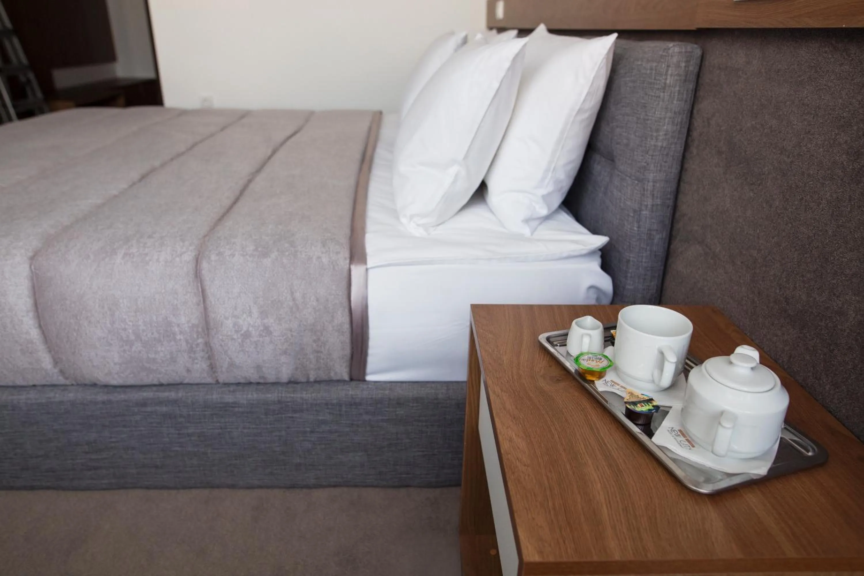 Bed in New City Hotel & Restaurant Niš