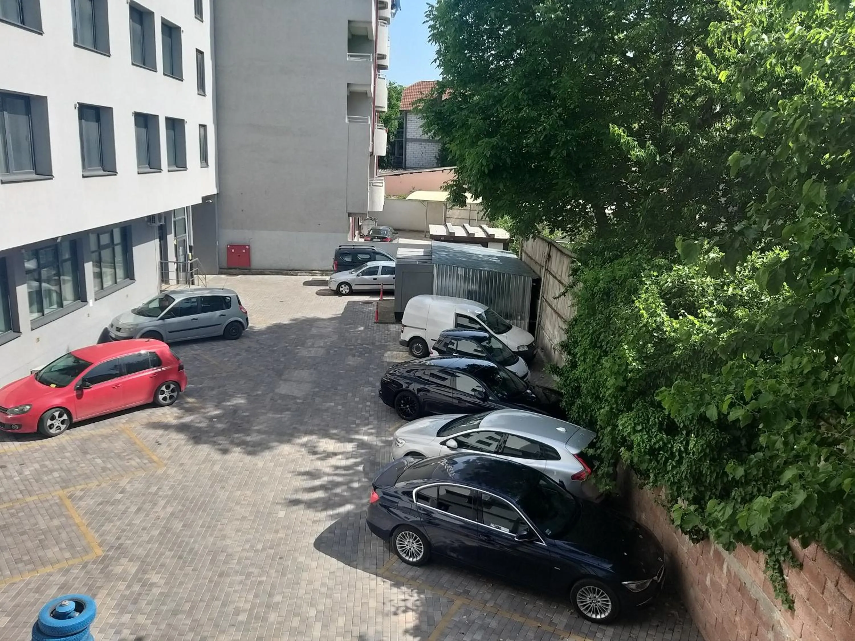 Parking in New City Hotel & Restaurant Niš