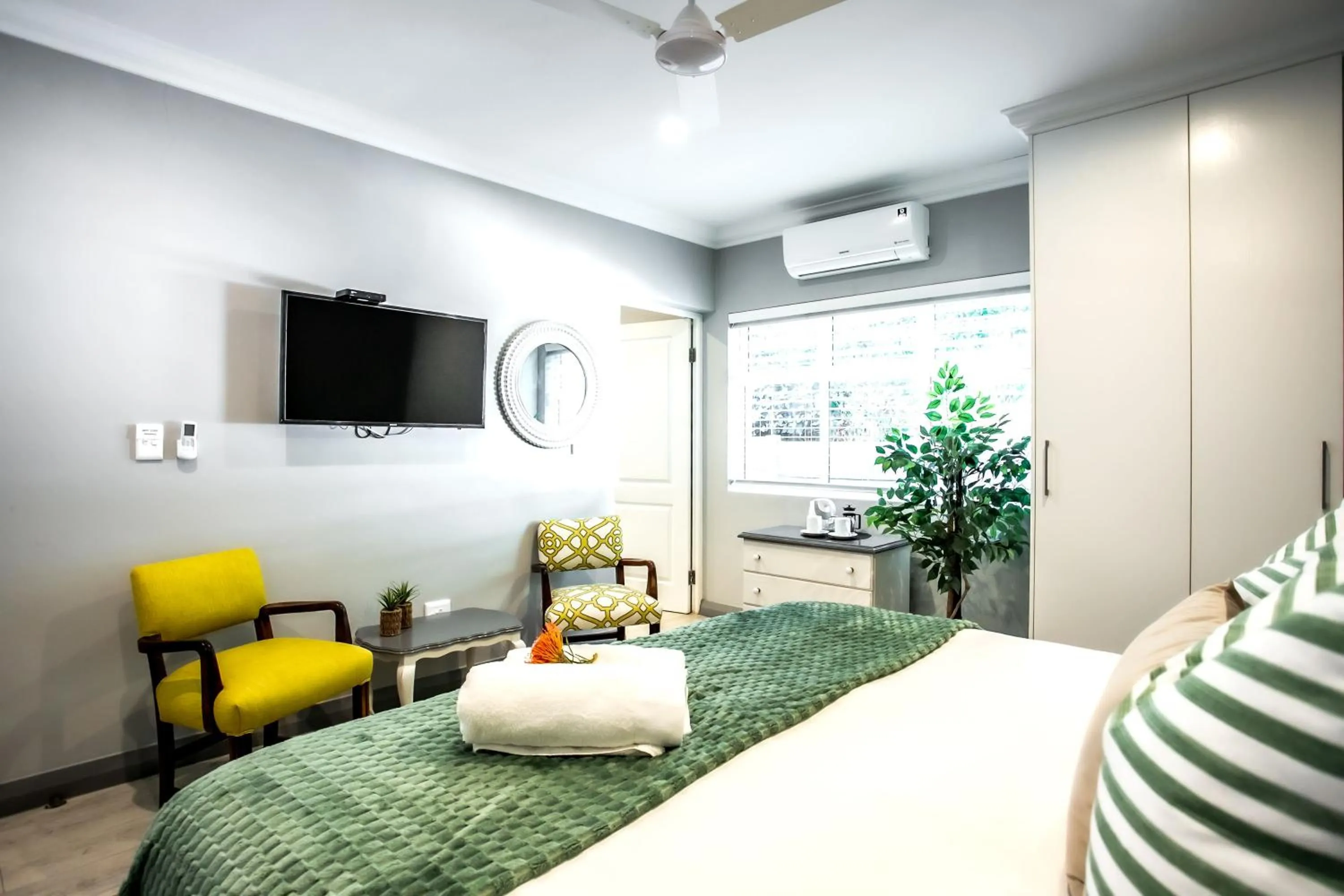 Bed in Whale Coast Ocean Villa