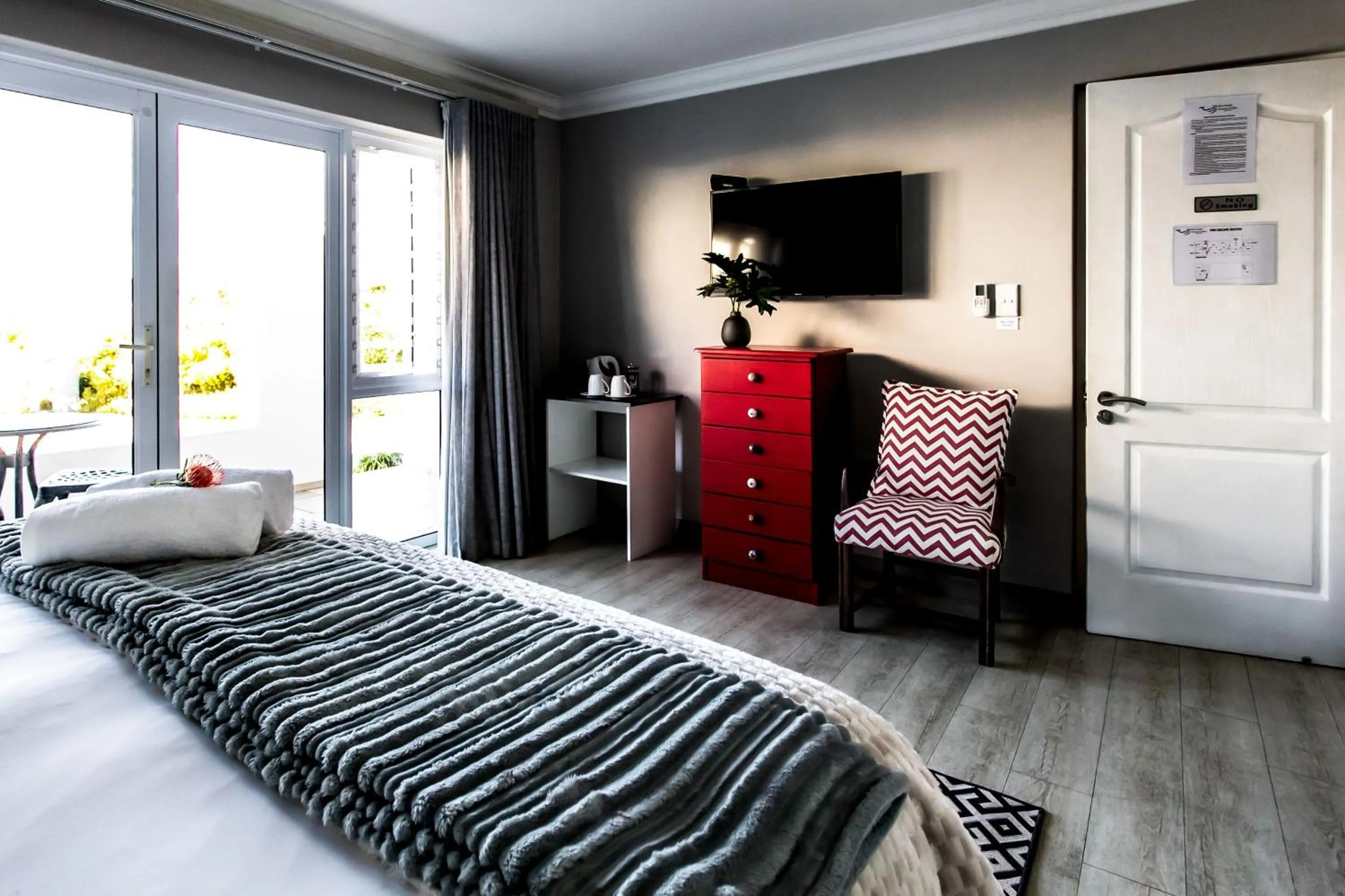 Bed in Whale Coast Ocean Villa