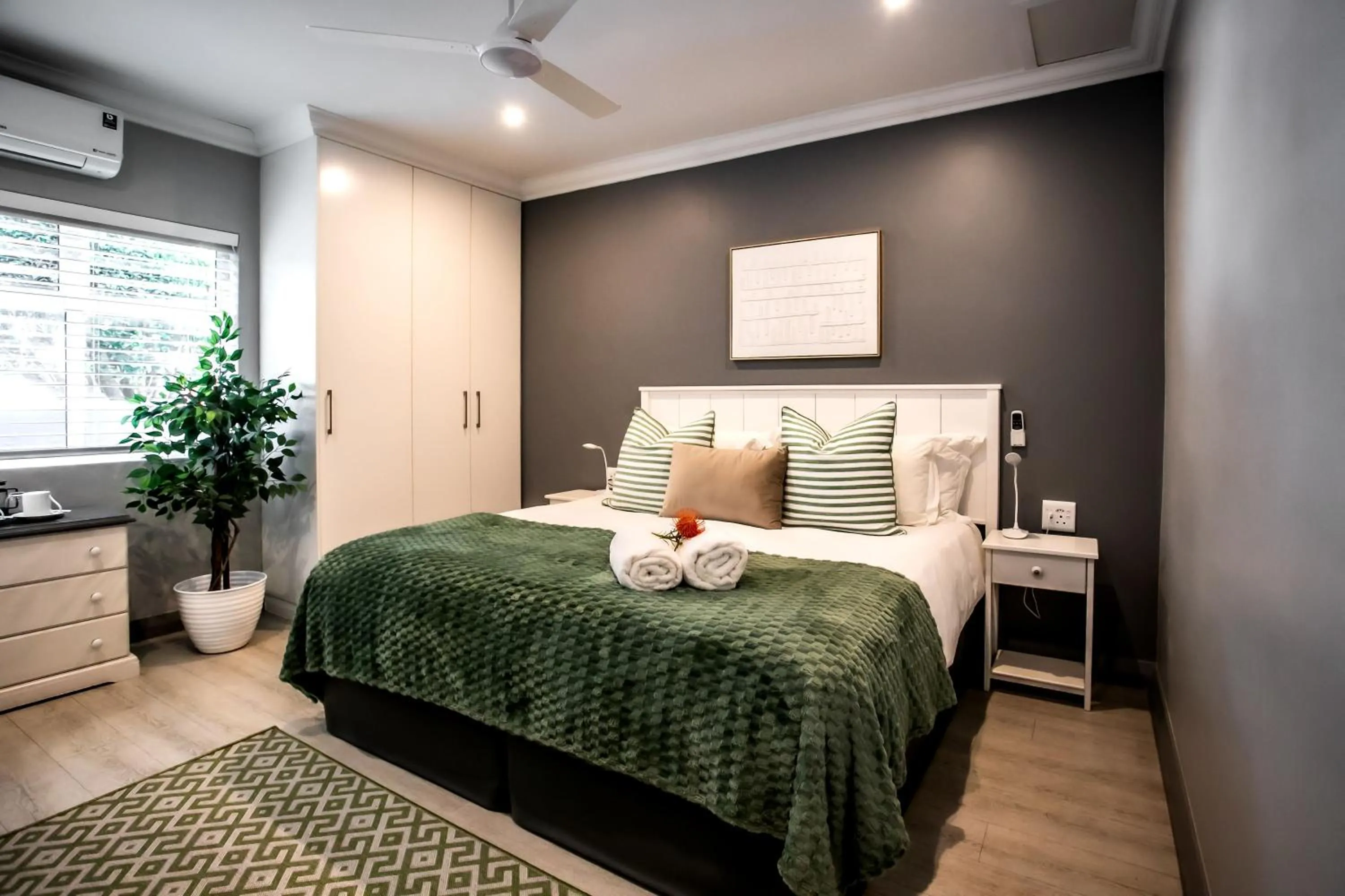 Bed in Whale Coast Ocean Villa