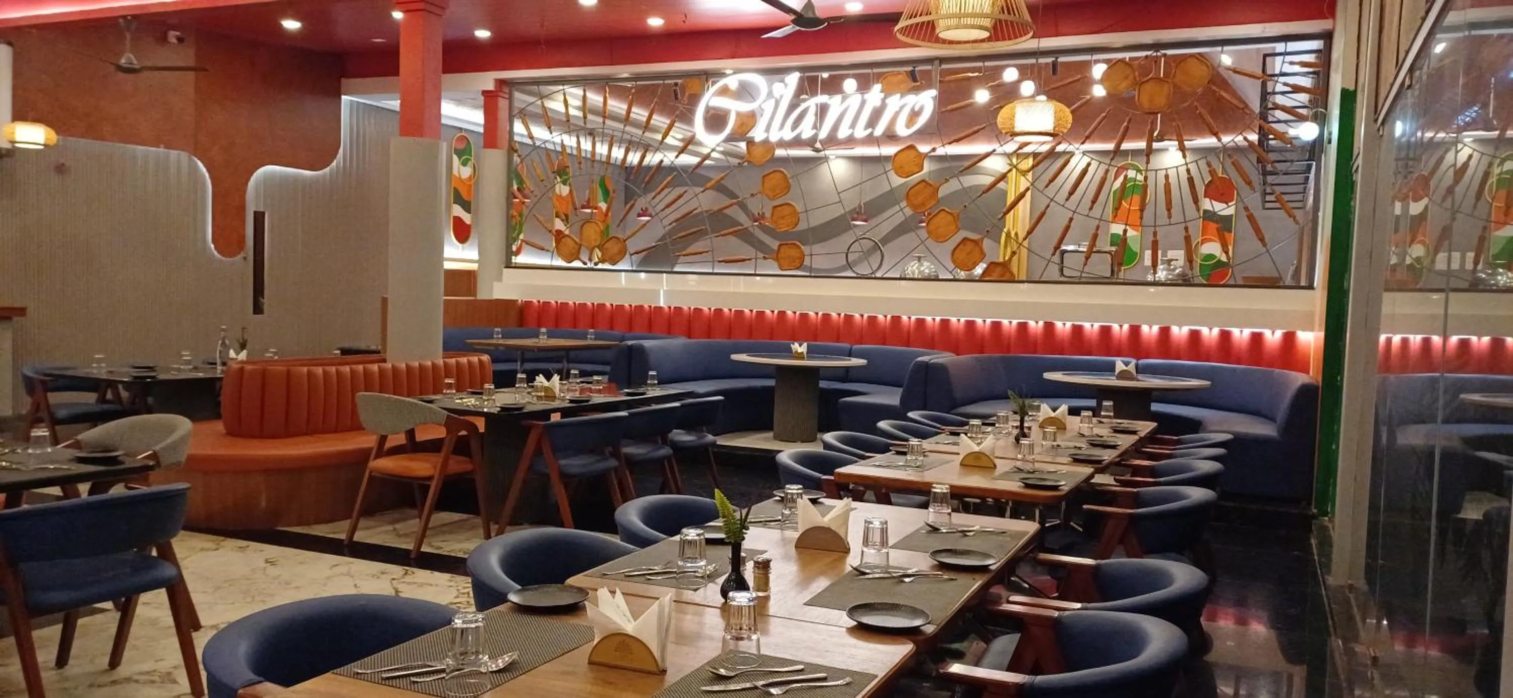 Dining area in Mainland Resorts & Spa by Kolaahalam