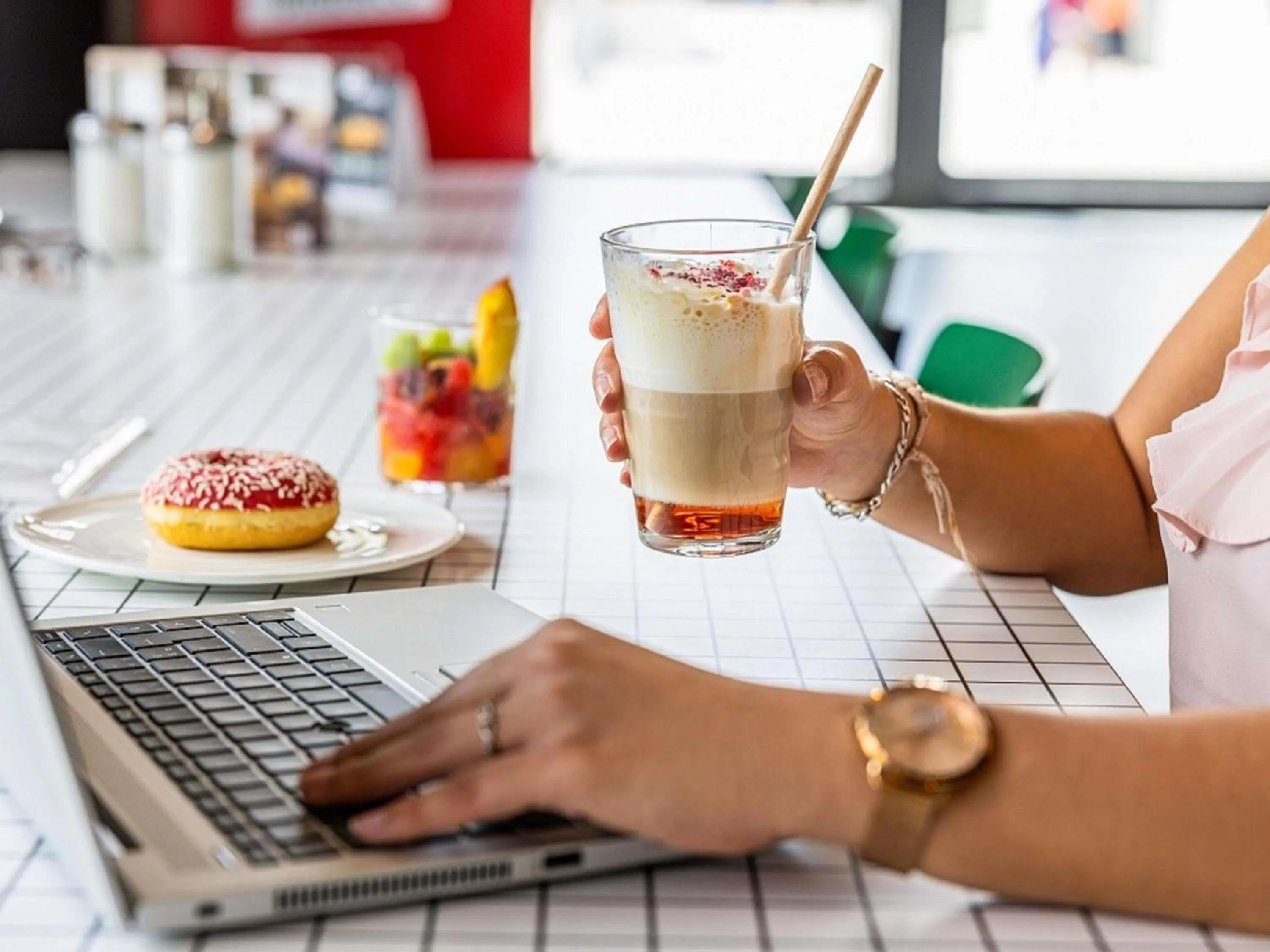 Restaurant/places to eat in ibis Strasbourg Centre Les Halles