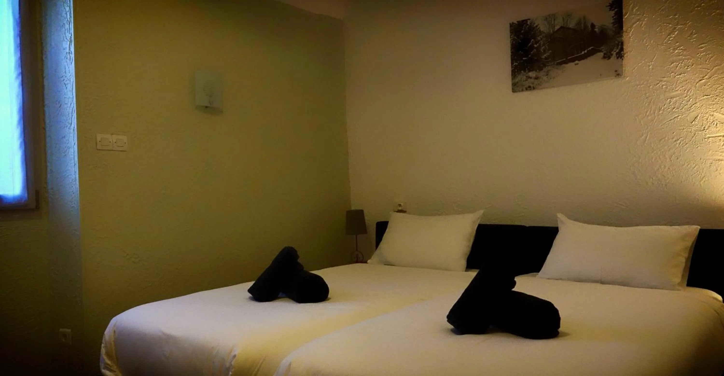 Bed in Auberge Saint Martin