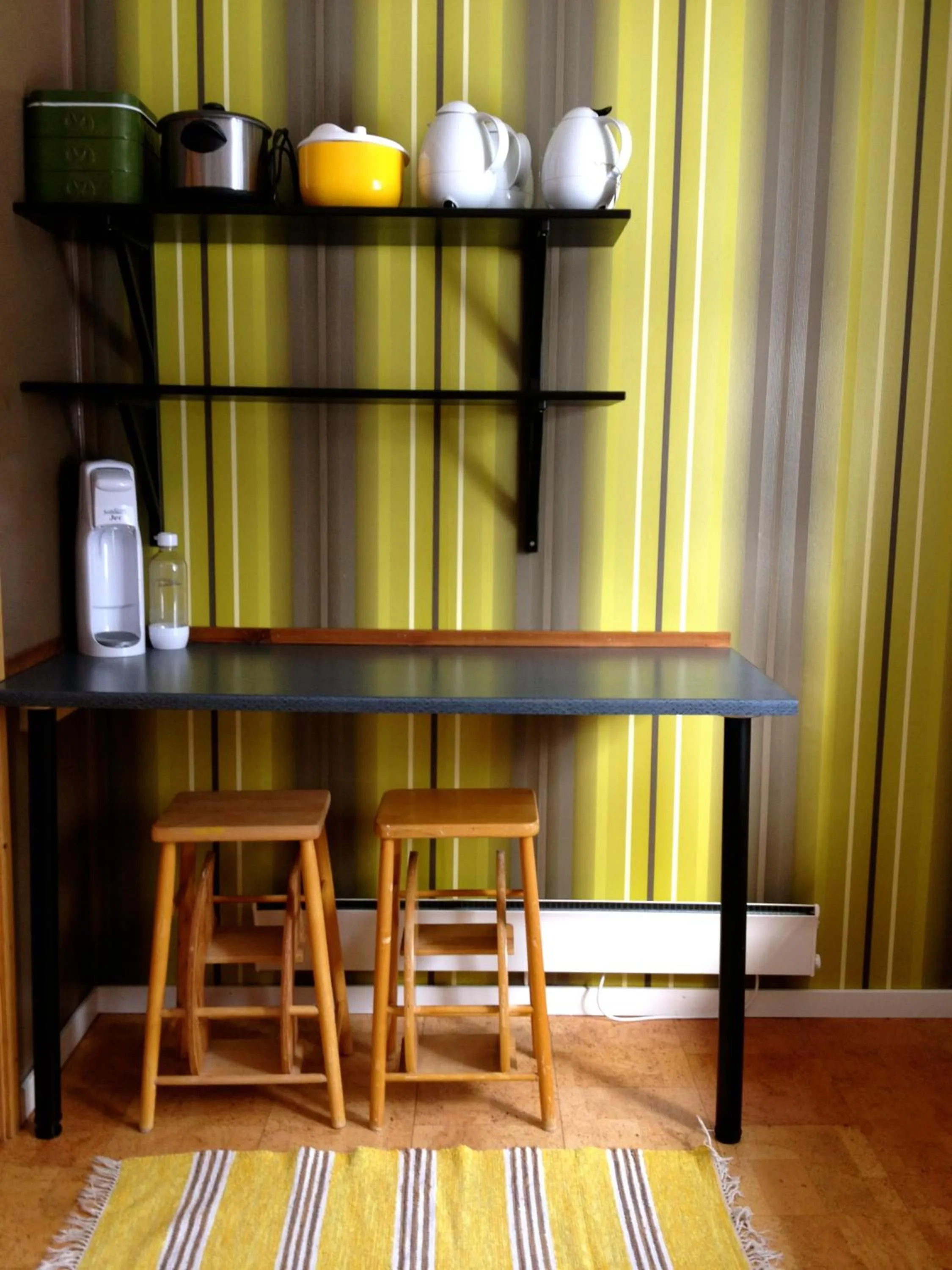 Kitchen or kitchenette in Stora Björnstugan