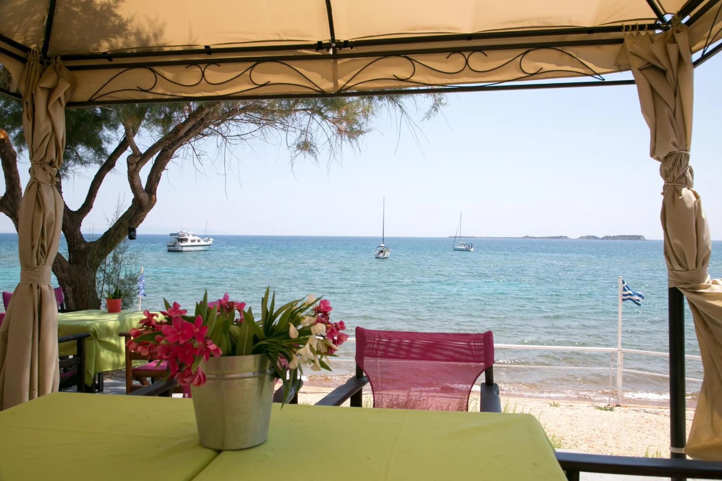 Restaurant/places to eat in Kefalonia Beach Hotel & Bungalows