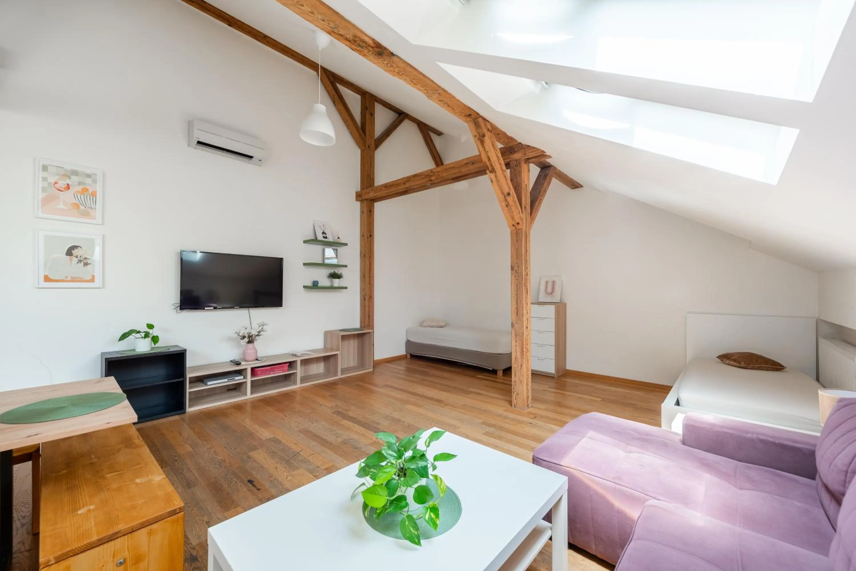 Living room, Bed in Tesnov Residence Apartments