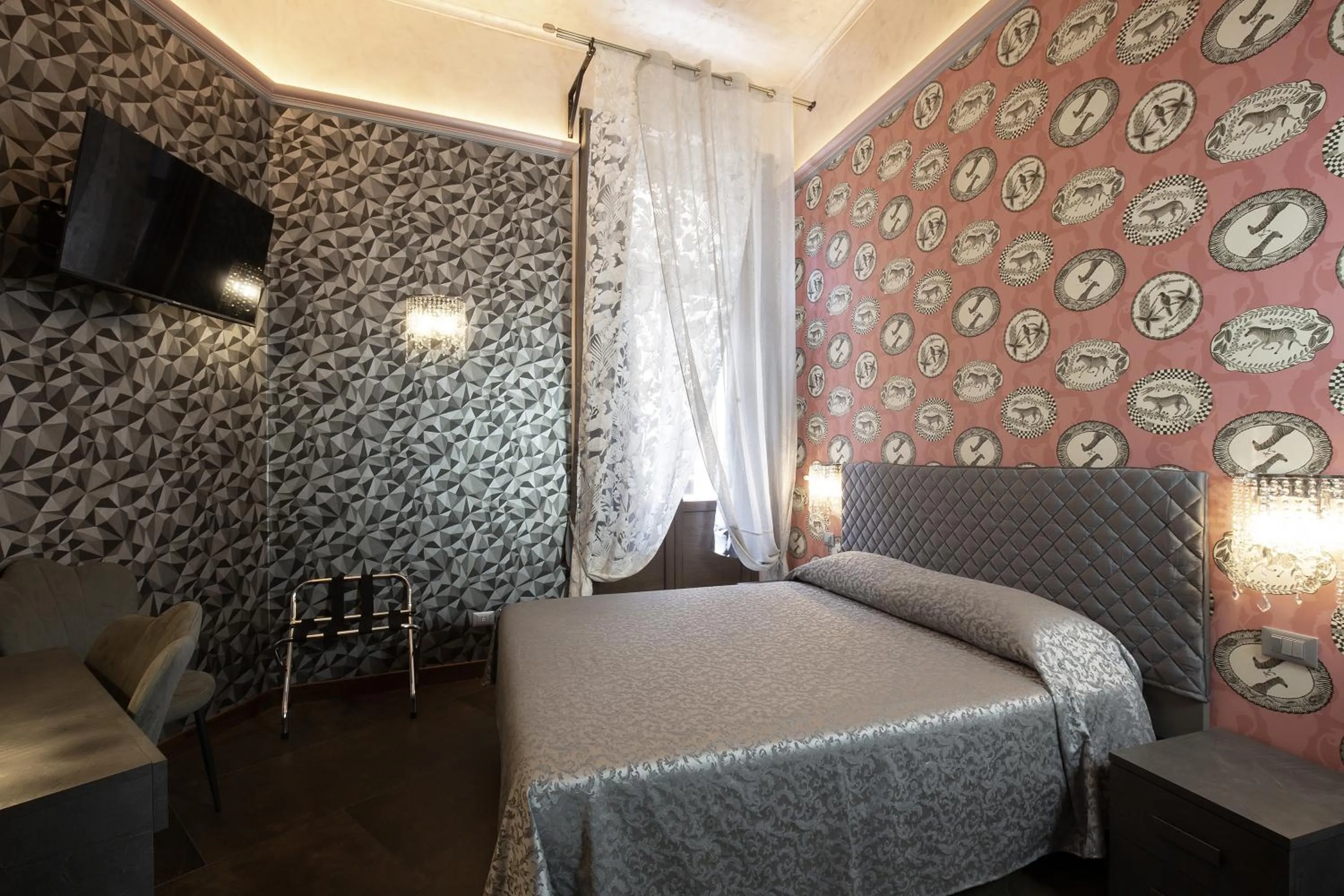 Photo of the whole room, Bed in Antica Dimora Delle Cinque Lune