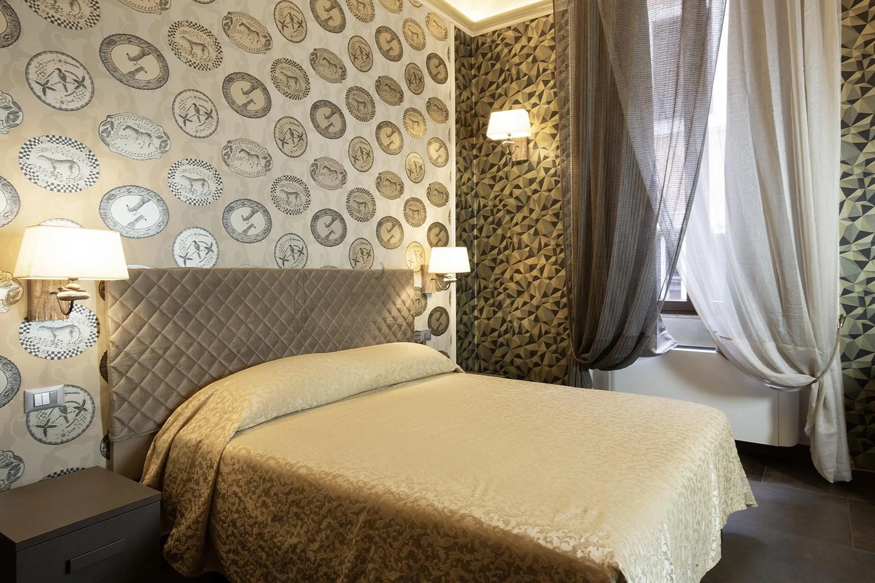 Photo of the whole room, Bed in Antica Dimora Delle Cinque Lune