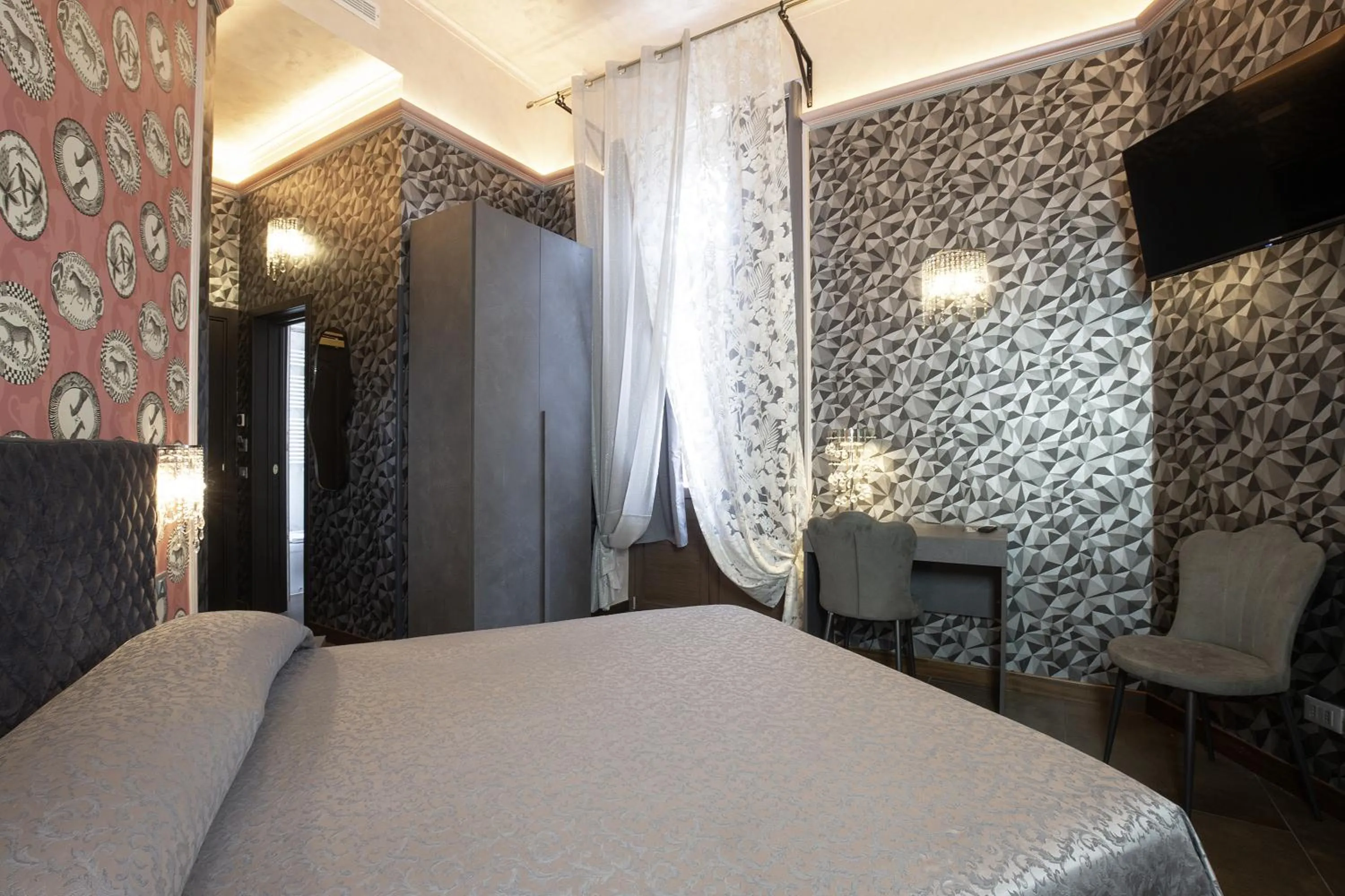 Photo of the whole room, Bed in Antica Dimora Delle Cinque Lune