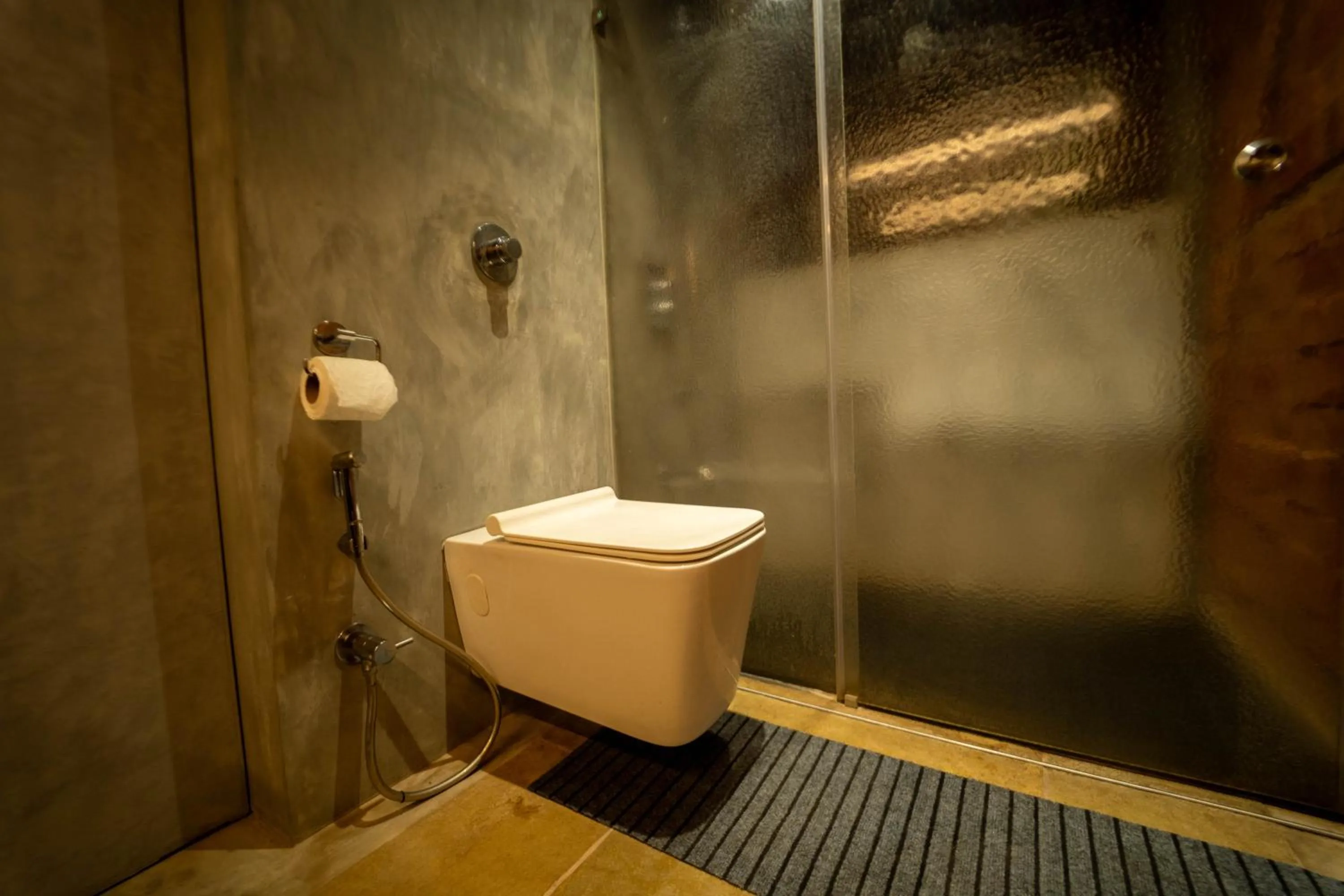 Toilet in Sengal Boutique Hotel