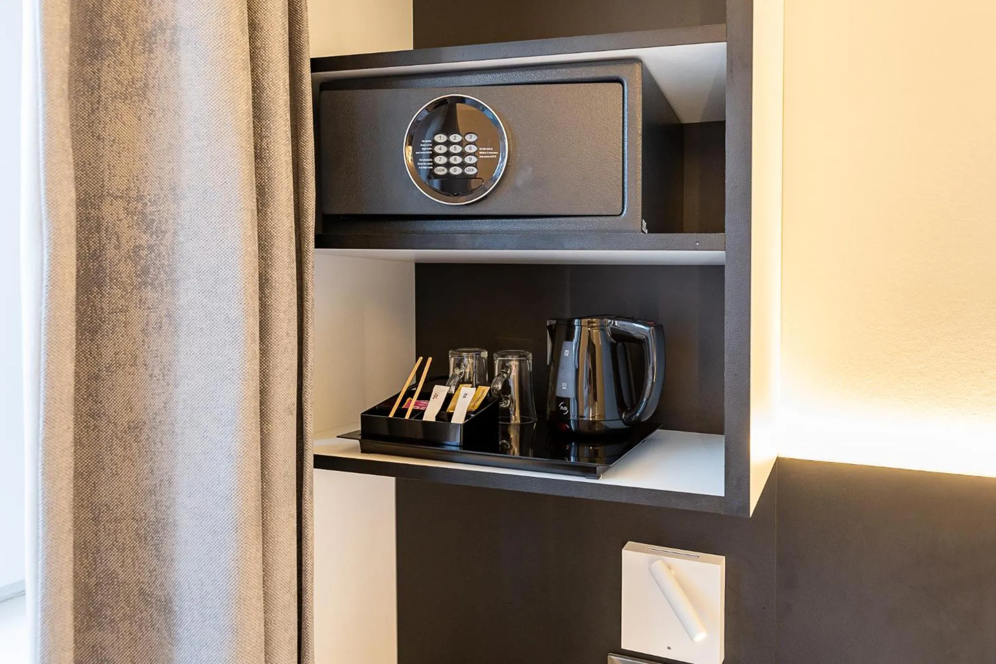 Coffee/tea facilities in Brit Hotel, Spa & Restaurant - Colmar Est