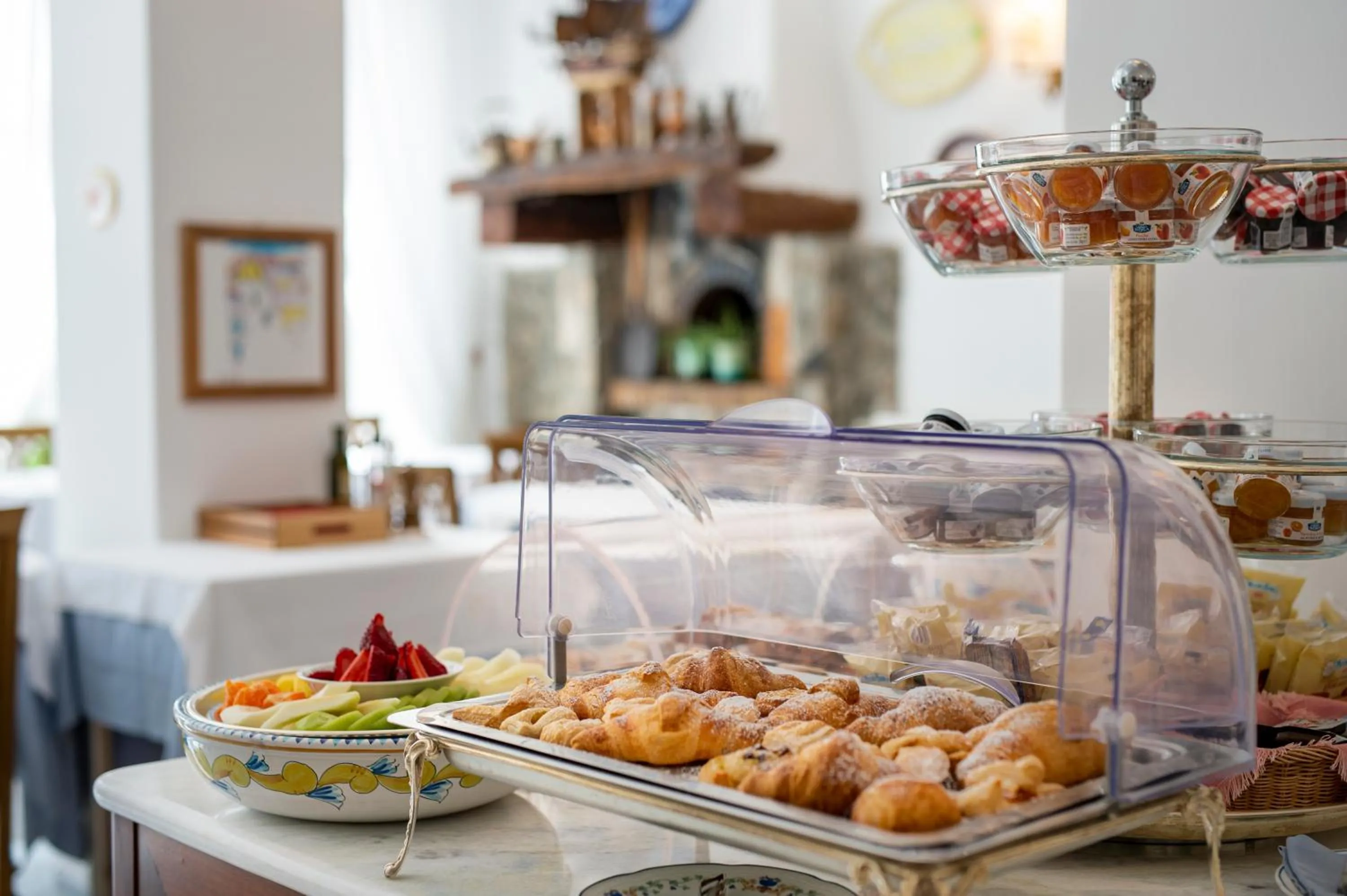 Buffet breakfast in Hotel Casa Albertina
