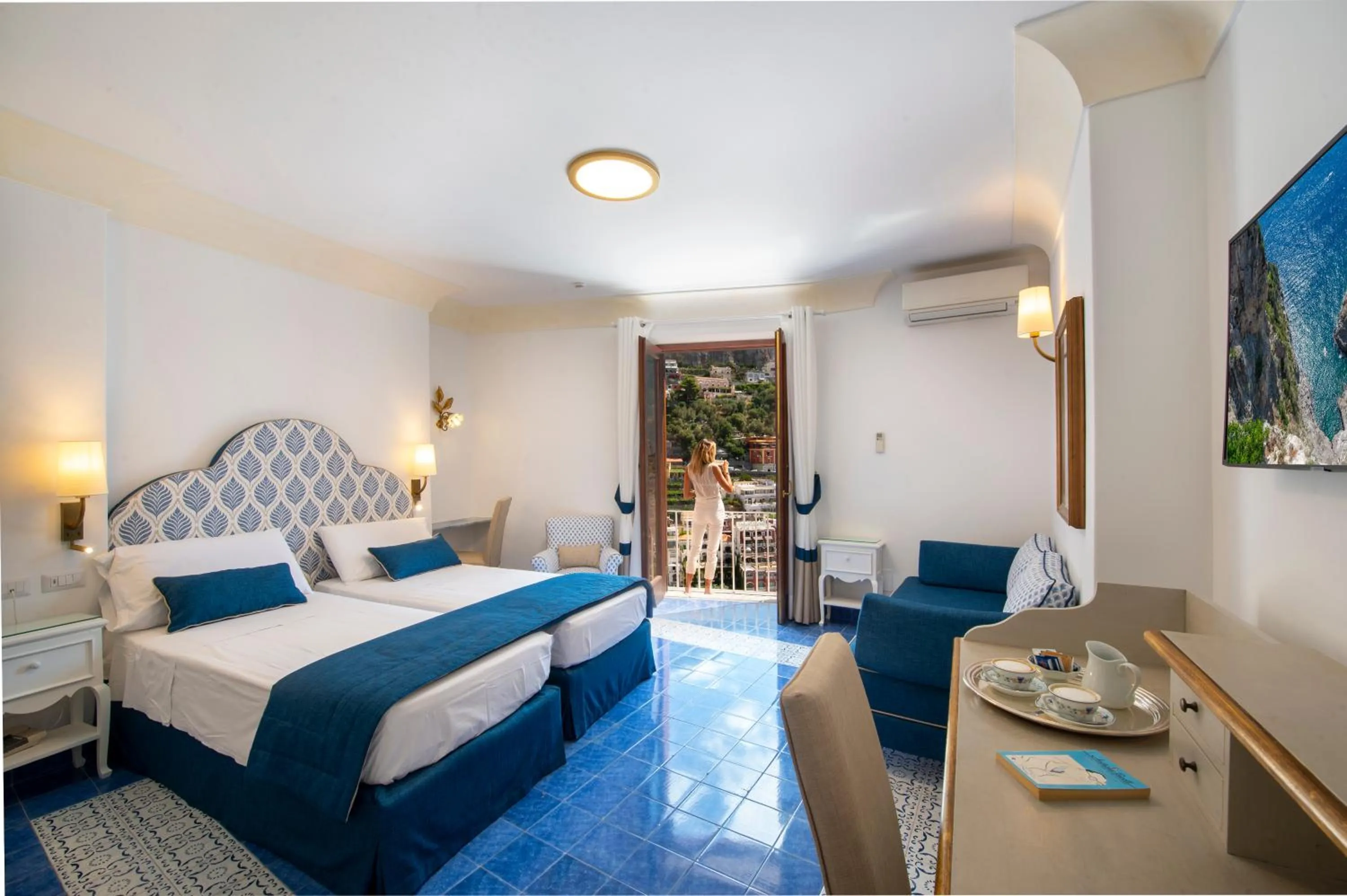 Garden view, Bed in Hotel Casa Albertina