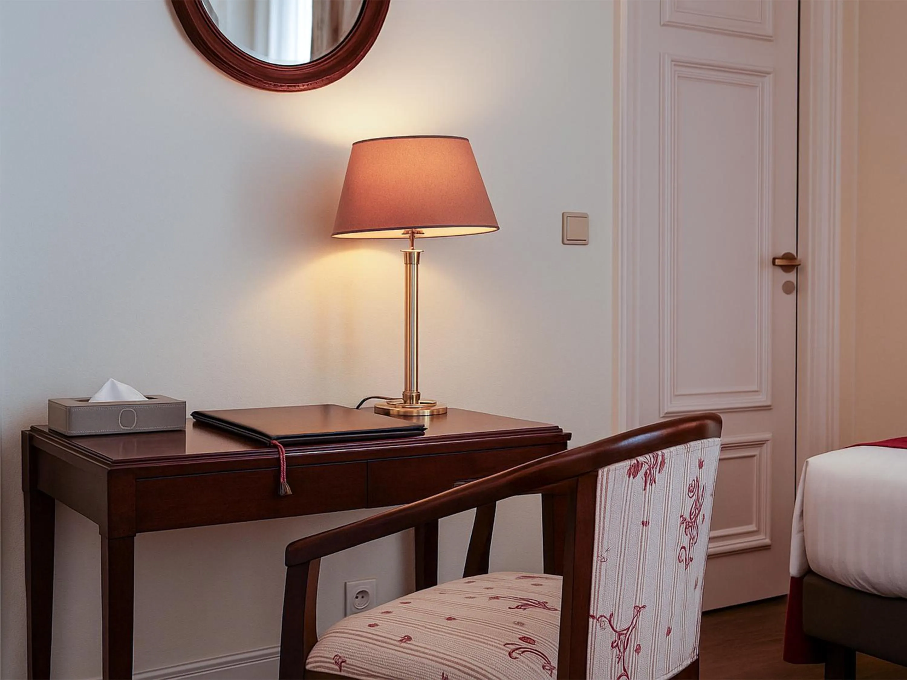 Bed in Hotel Du Parc - Mulhouse Centre