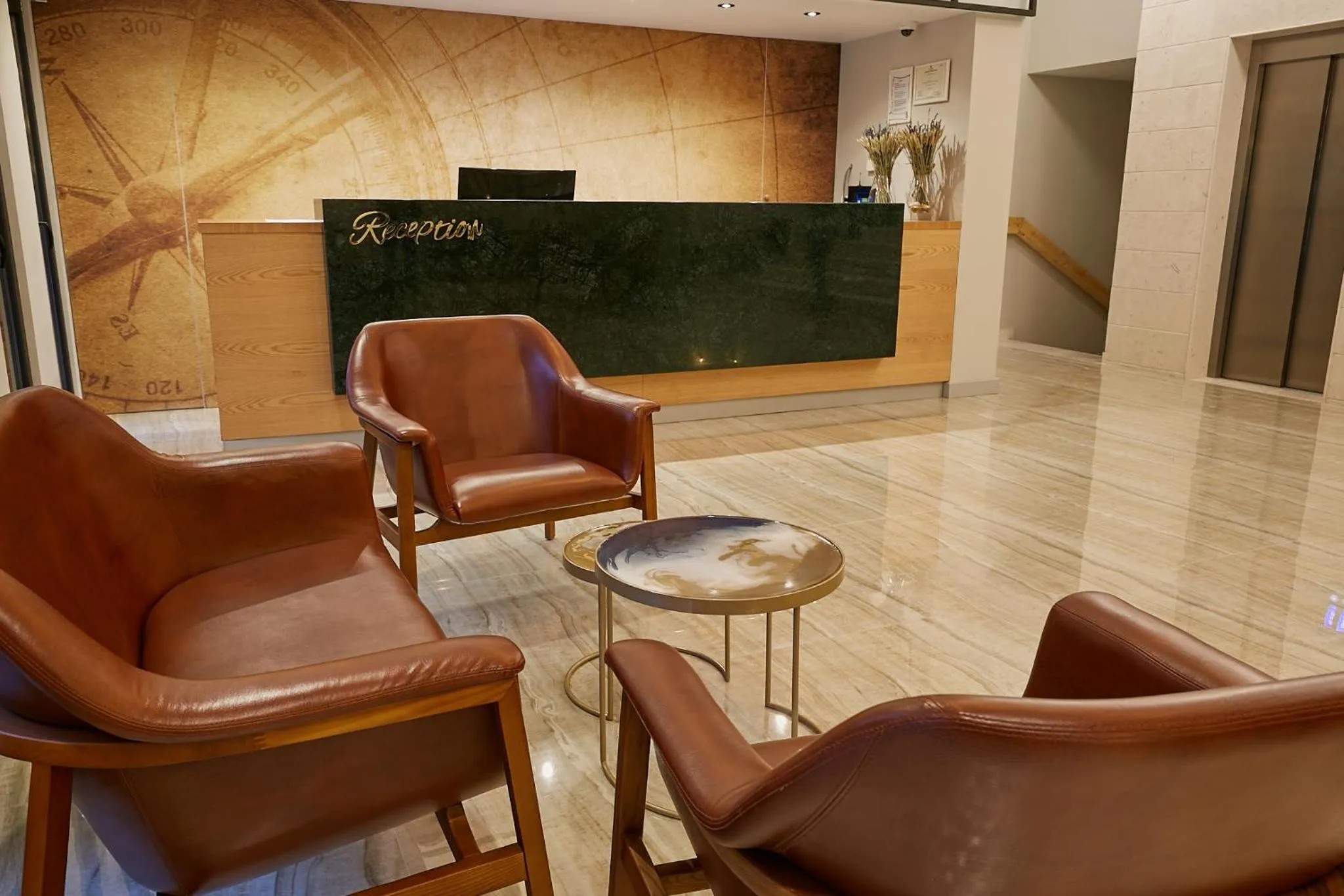 Lobby or reception in ETER Hotel